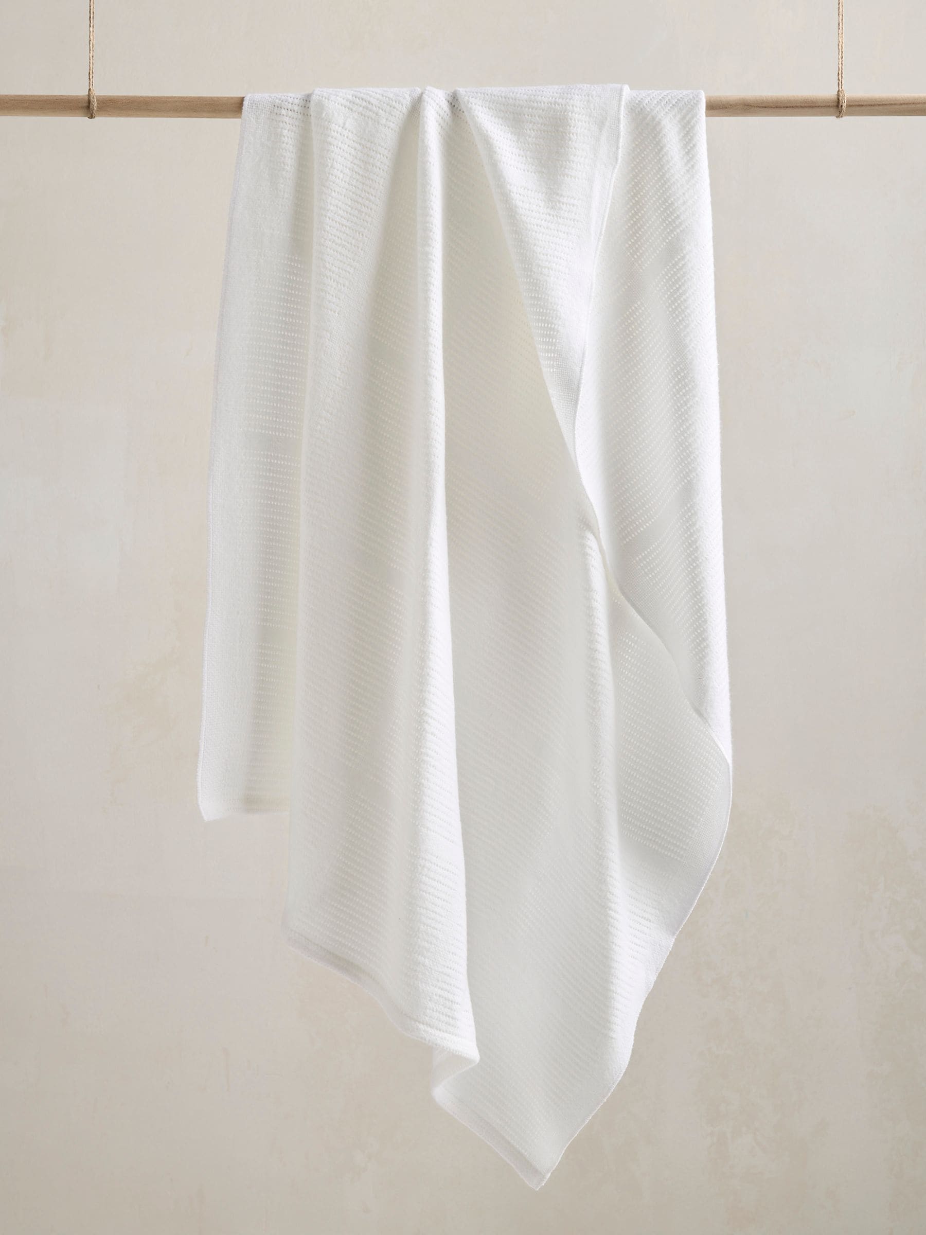 Mamas & Papas white large cellular baby blanket, UK version