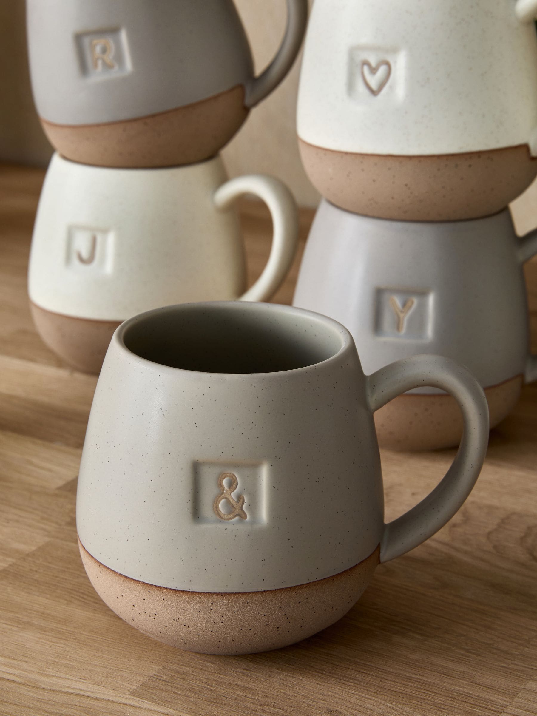 Alphabet speckle glazed mug cream grey 10cm - British product