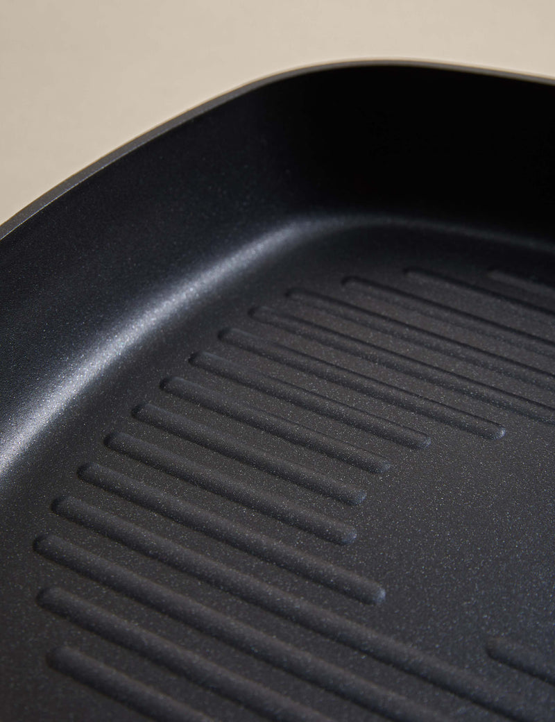 M&S Non-Stick Pro 26cm Griddle Pan (British brand)