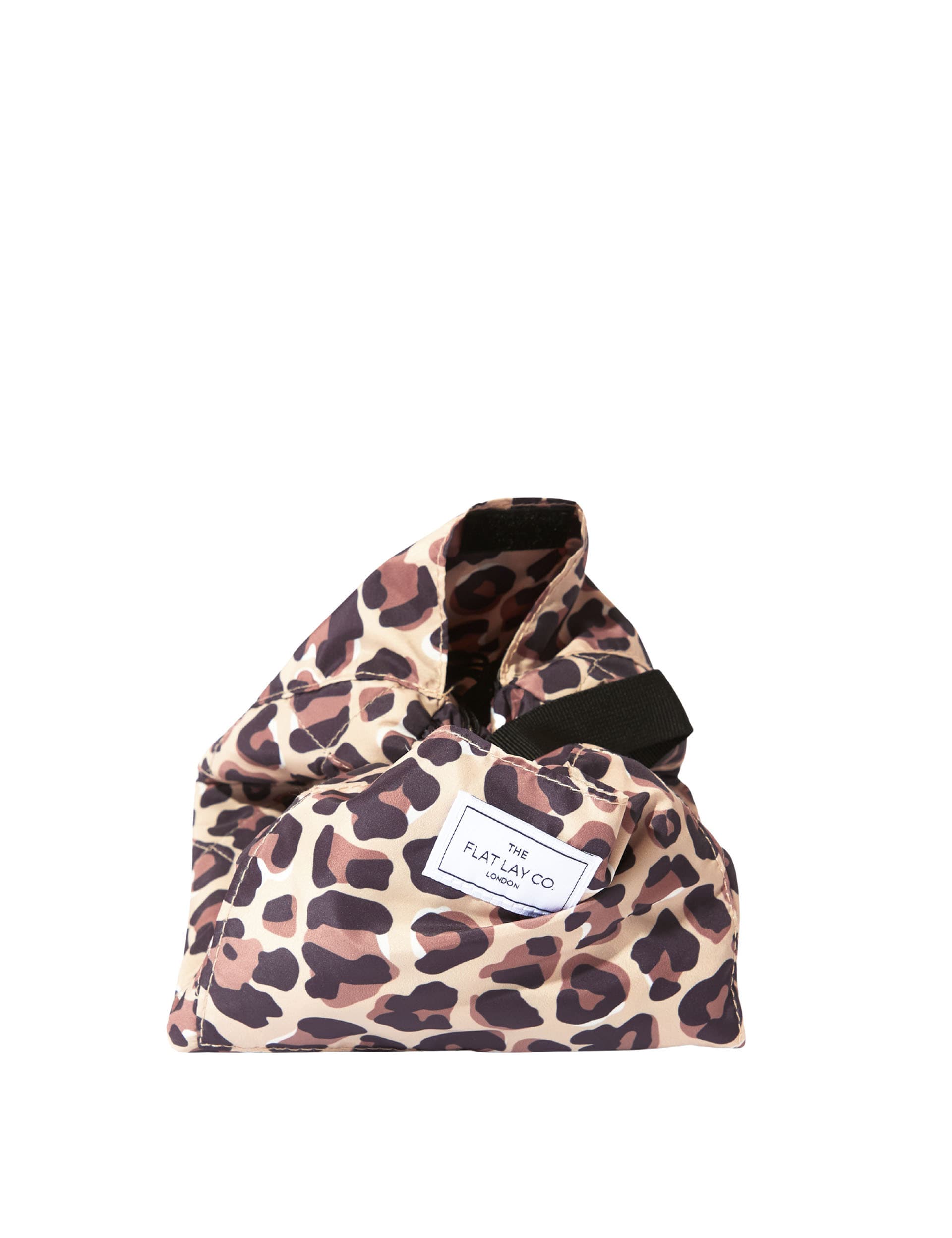 Flat Lay Co. sminkepose med leopardsmønster 52 cm, importert fra Storbritannia