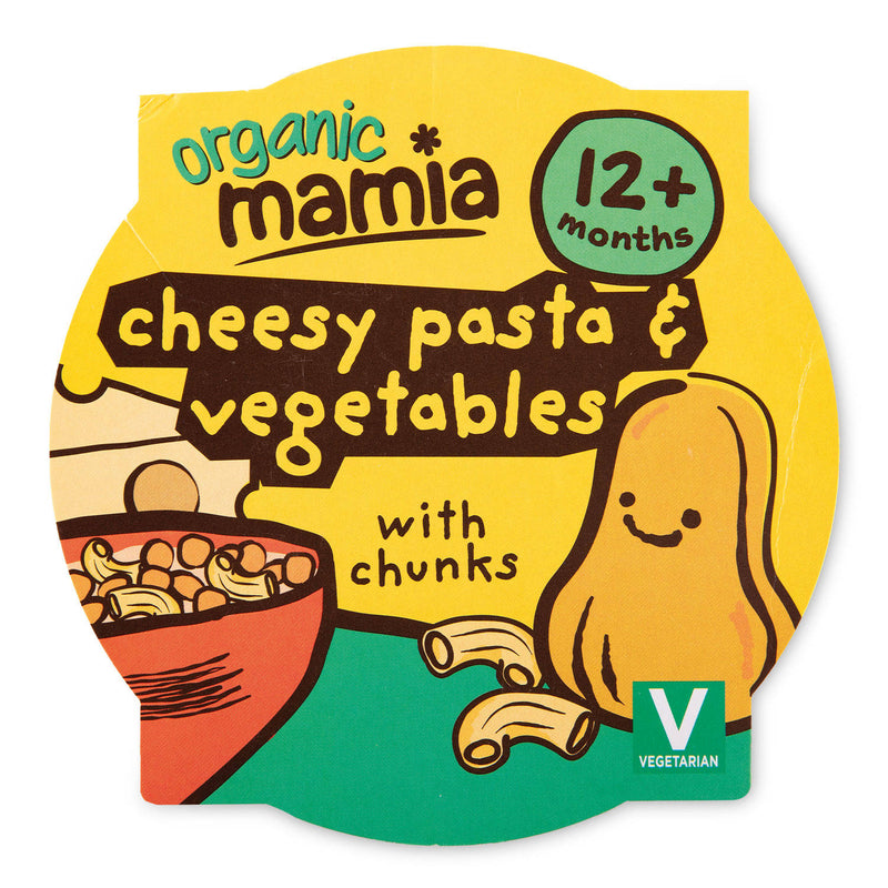 Organic cheesy pasta tray meal with vegetables and chunks - British product