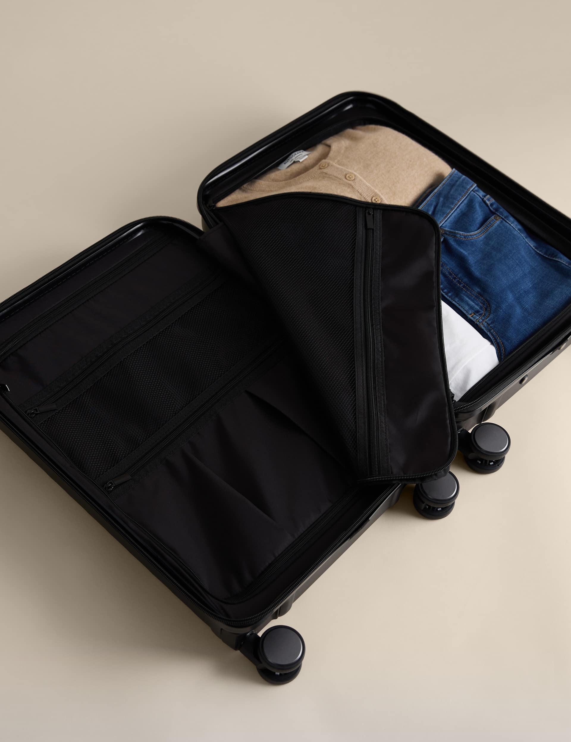 Oslo hard shell cabin suitcase with wheels - British product