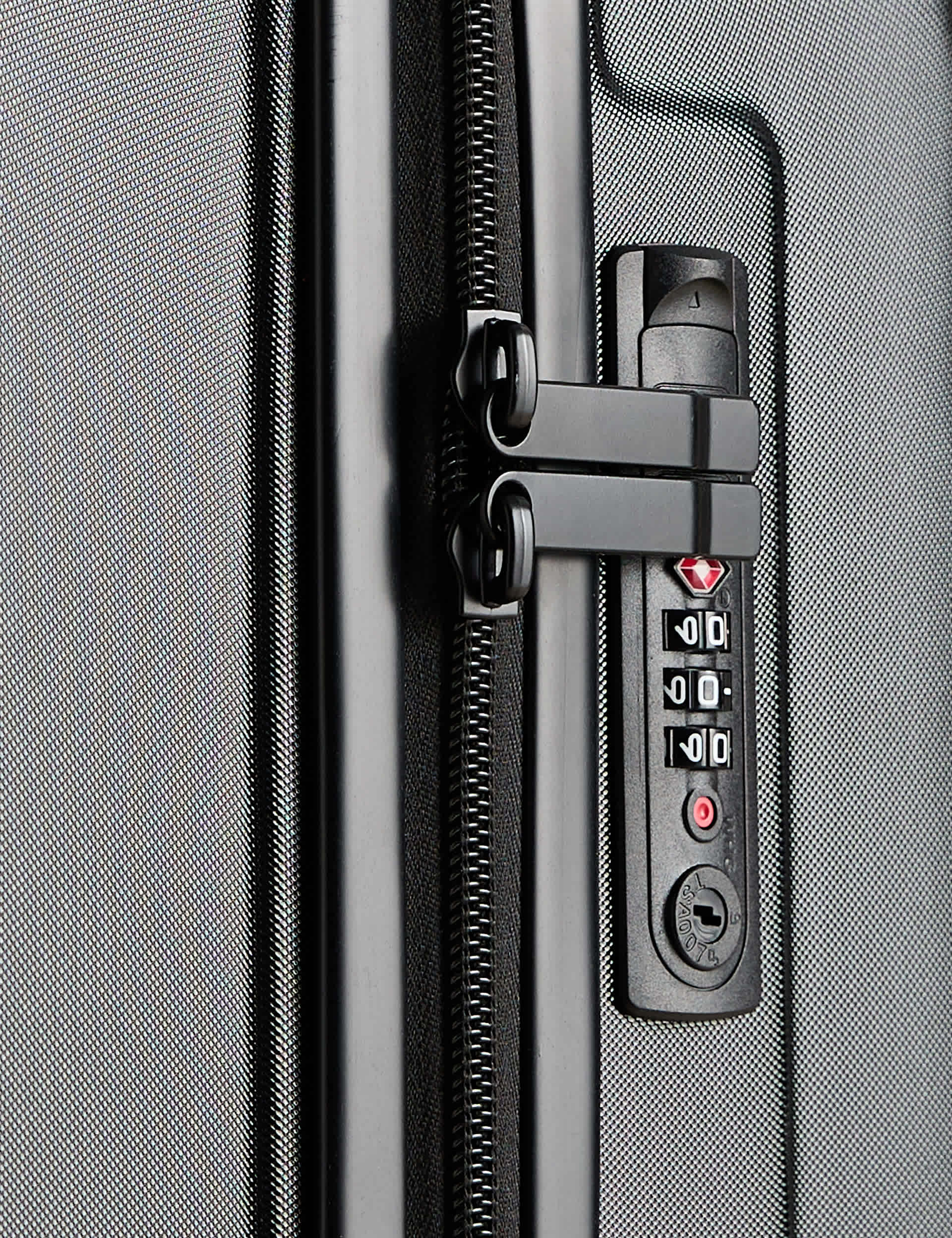 Oslo large hard shell suitcase with 4 wheels (British brand)