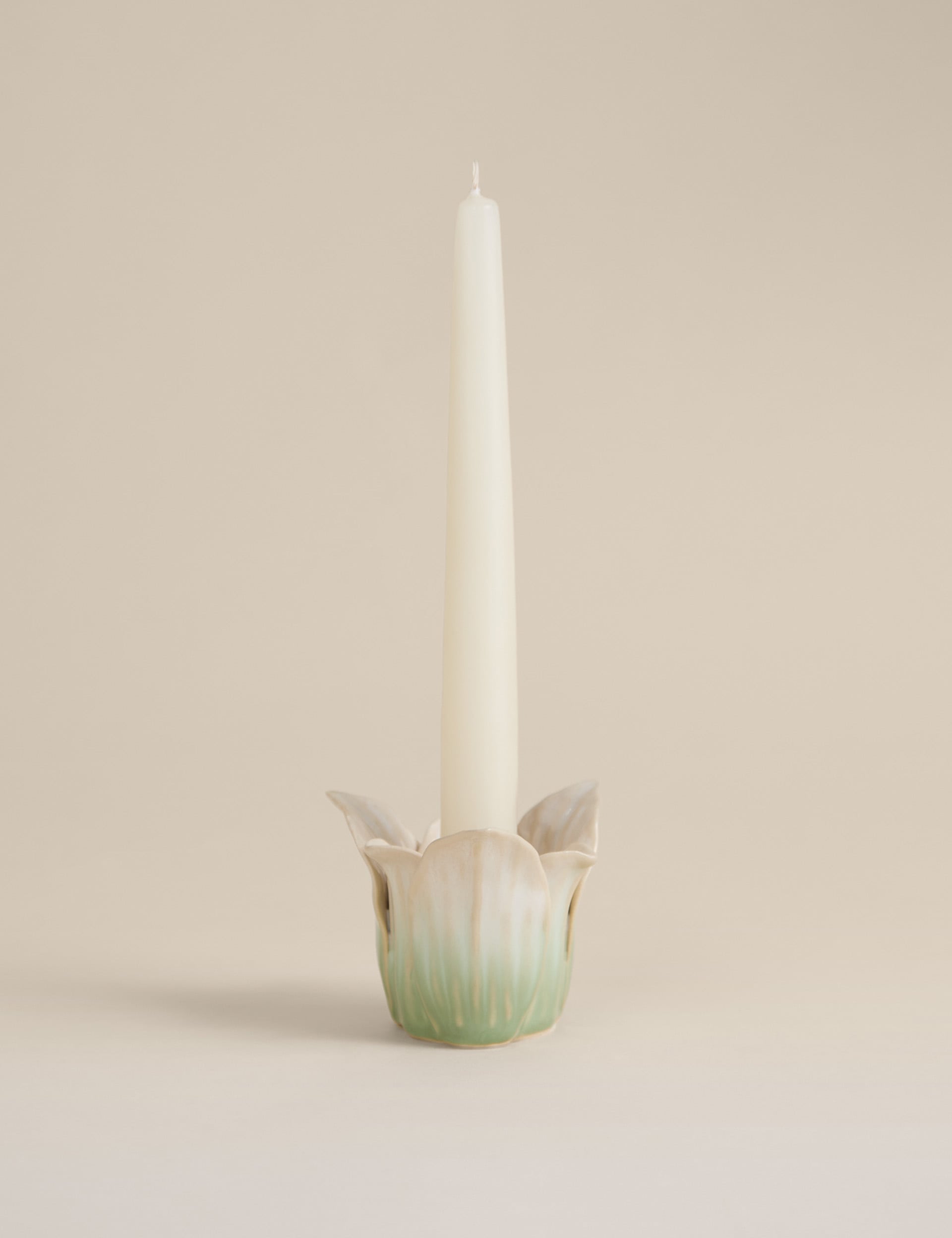 Ceramic handkerchief petal candle holder 8.9 cm (British brand)
