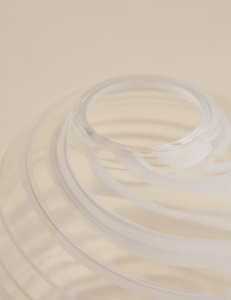 Medium swirl glass vase 22cm , imported from the UK