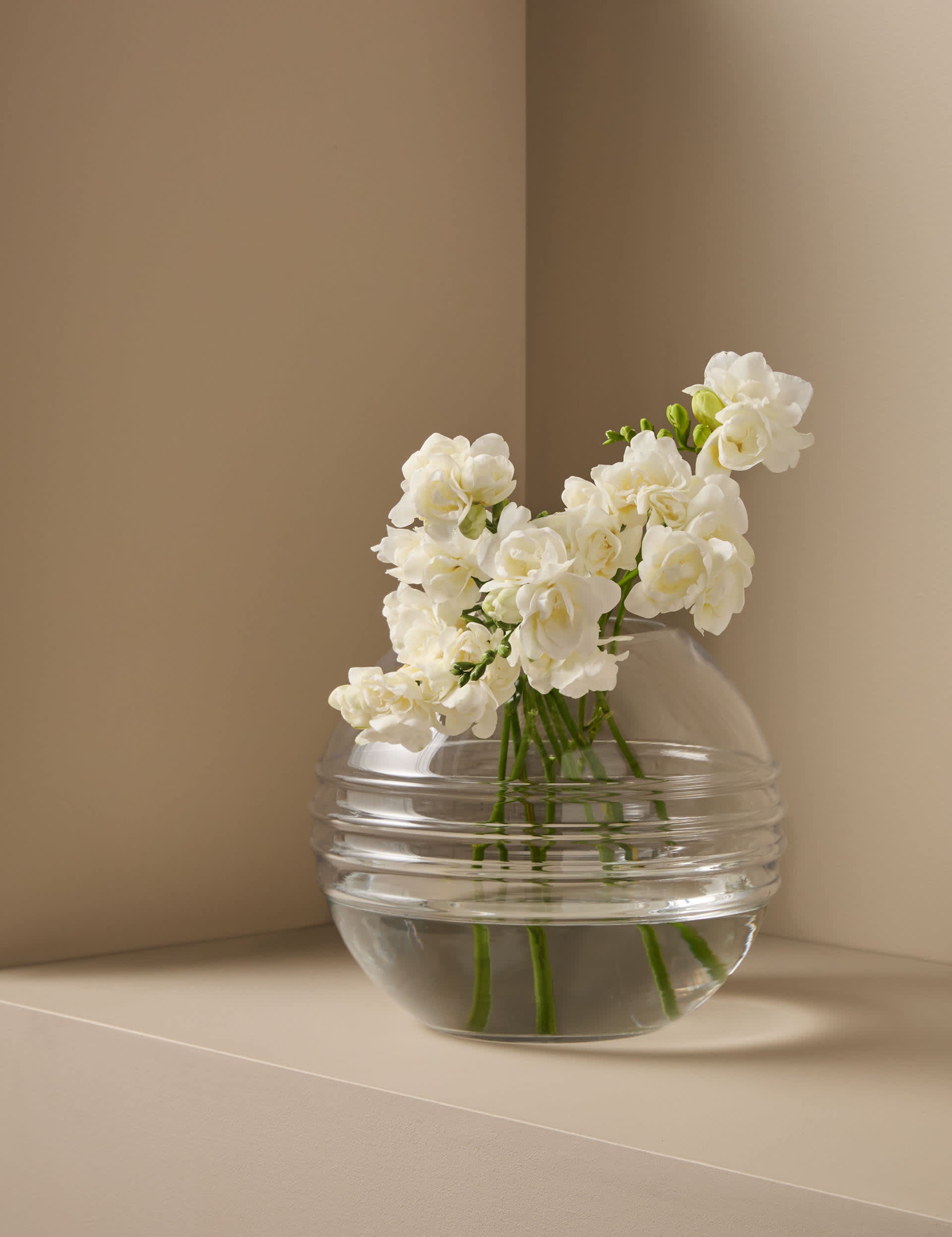 M&S Kelly Hoppen textured globe glass vase 20cm - British product