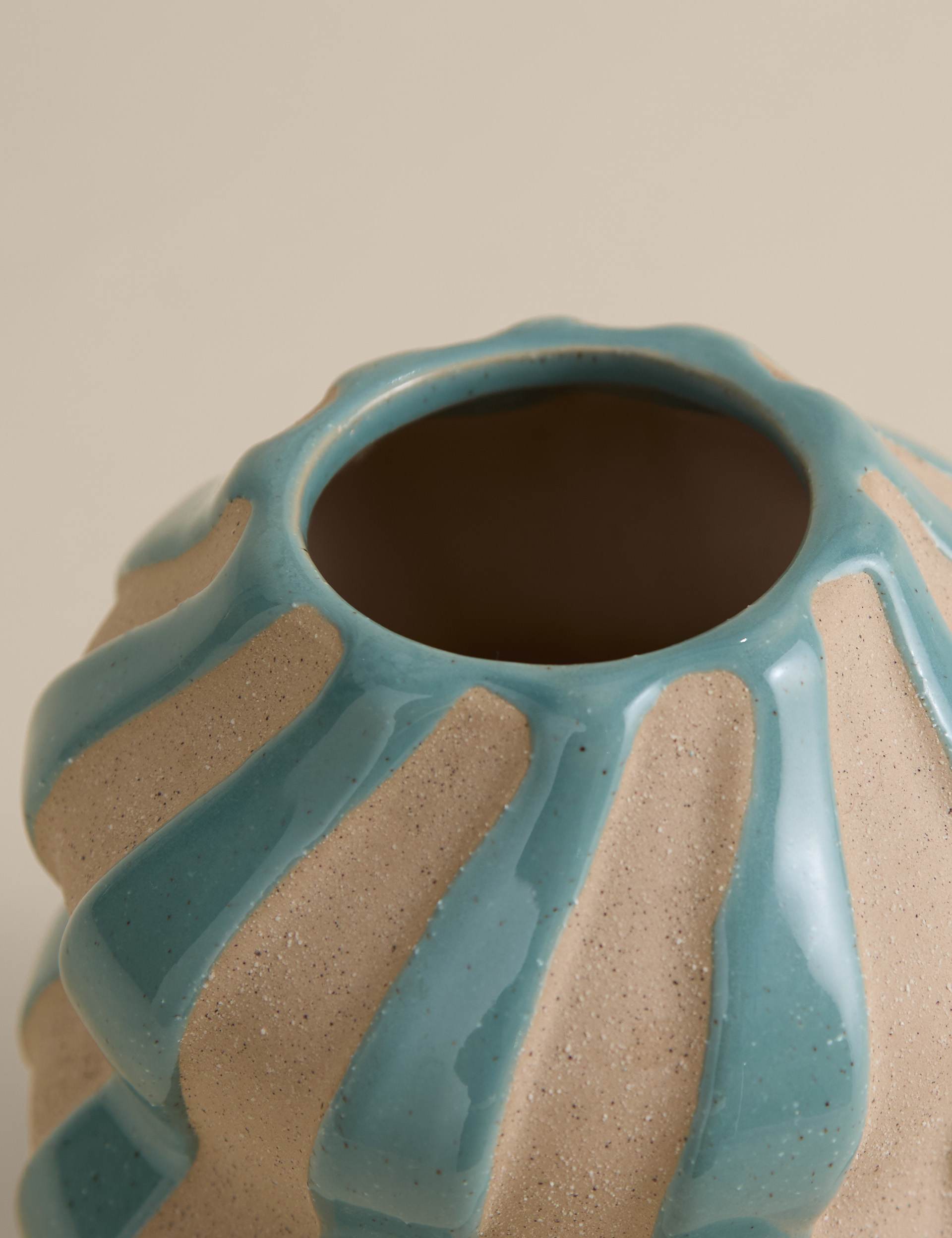 Medium striped ceramic vase 21.6cm height (British brand)