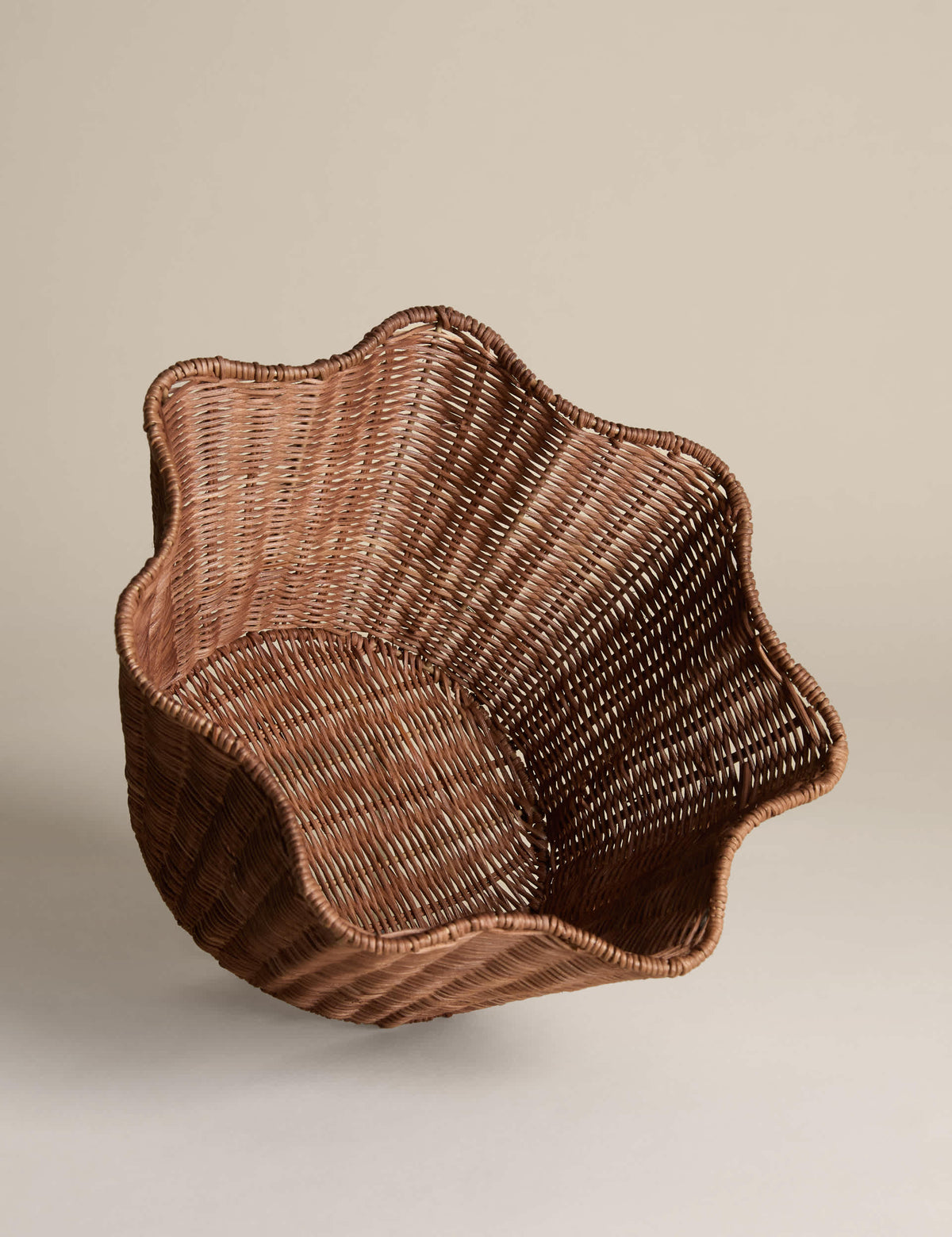Scallop Rattan Bowl Decorative Storage 35 cm (British brand)