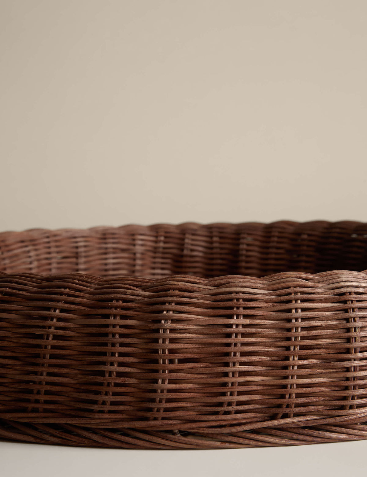 Large round rattan coffee table tray, UK version