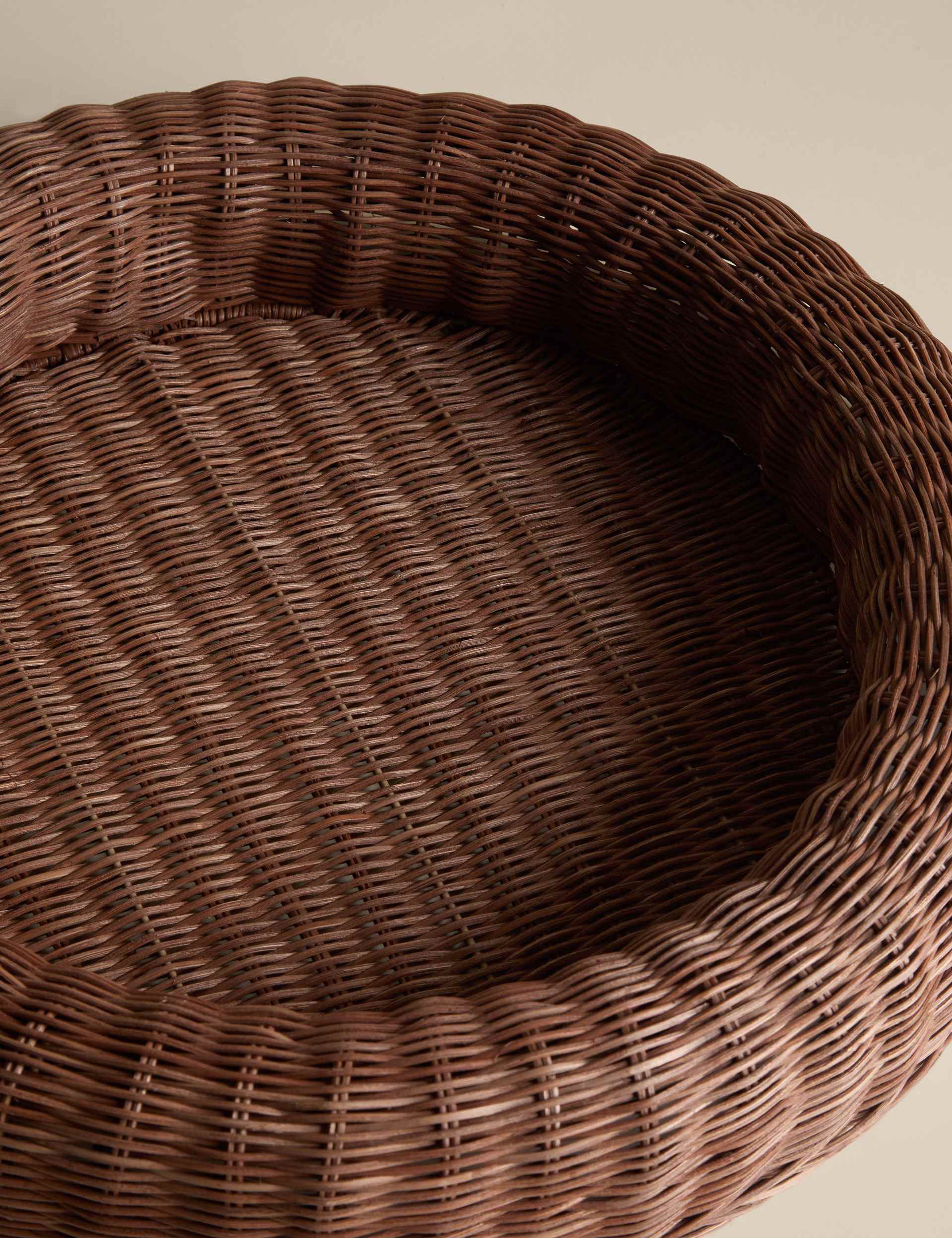 Large round rattan coffee table tray, UK version