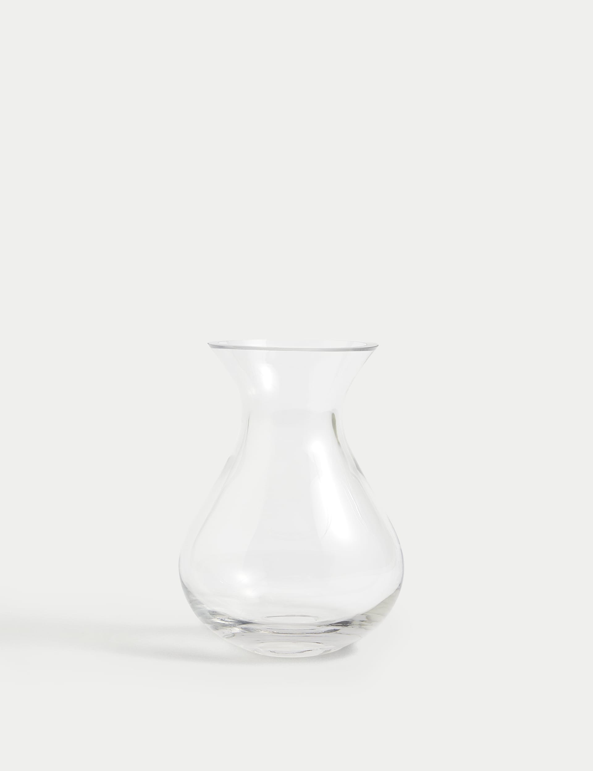 Small bouquet vase tapered glass 16.5cm, imported from the UK
