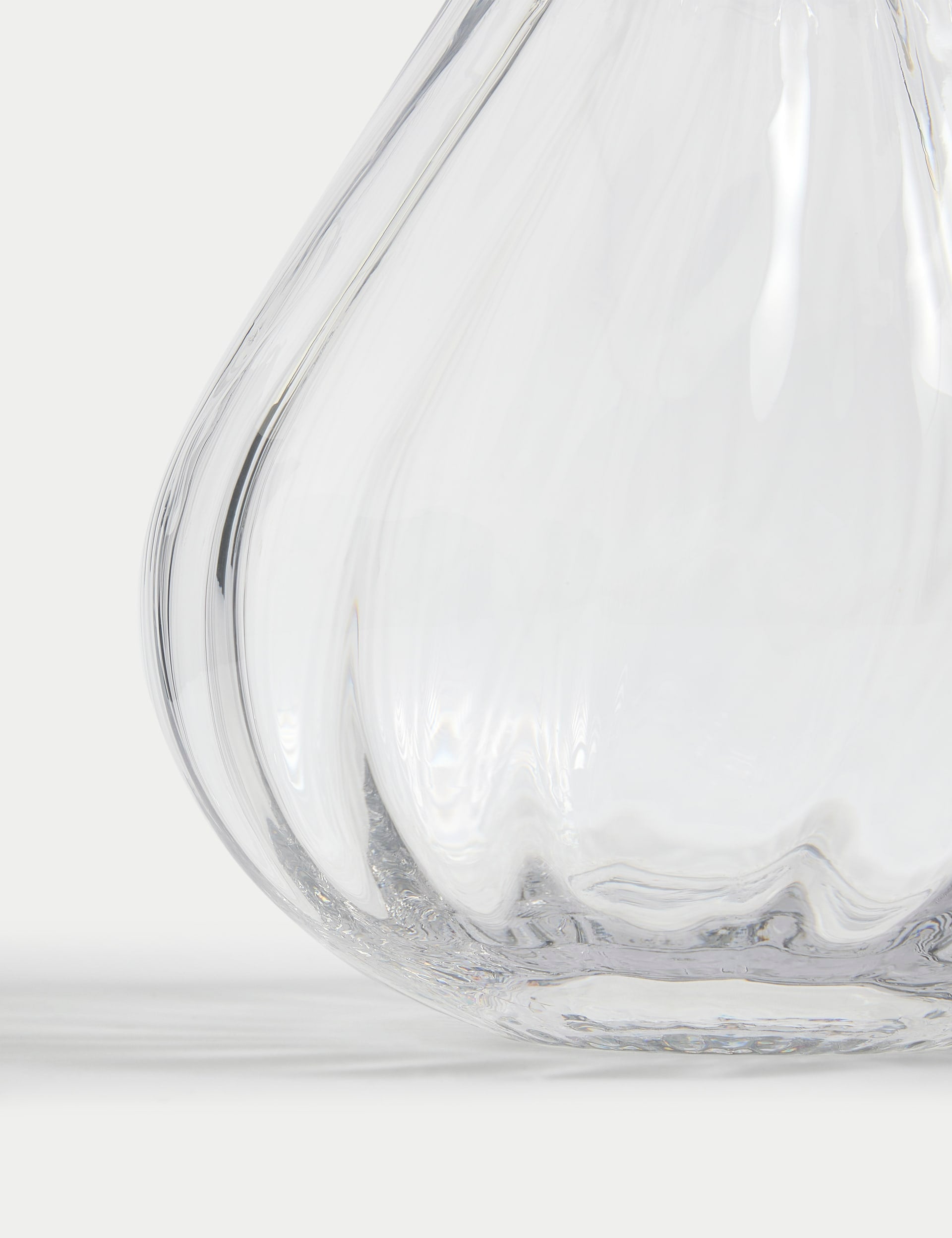 Fluted glass vase with wavy rim 25cm height - British product