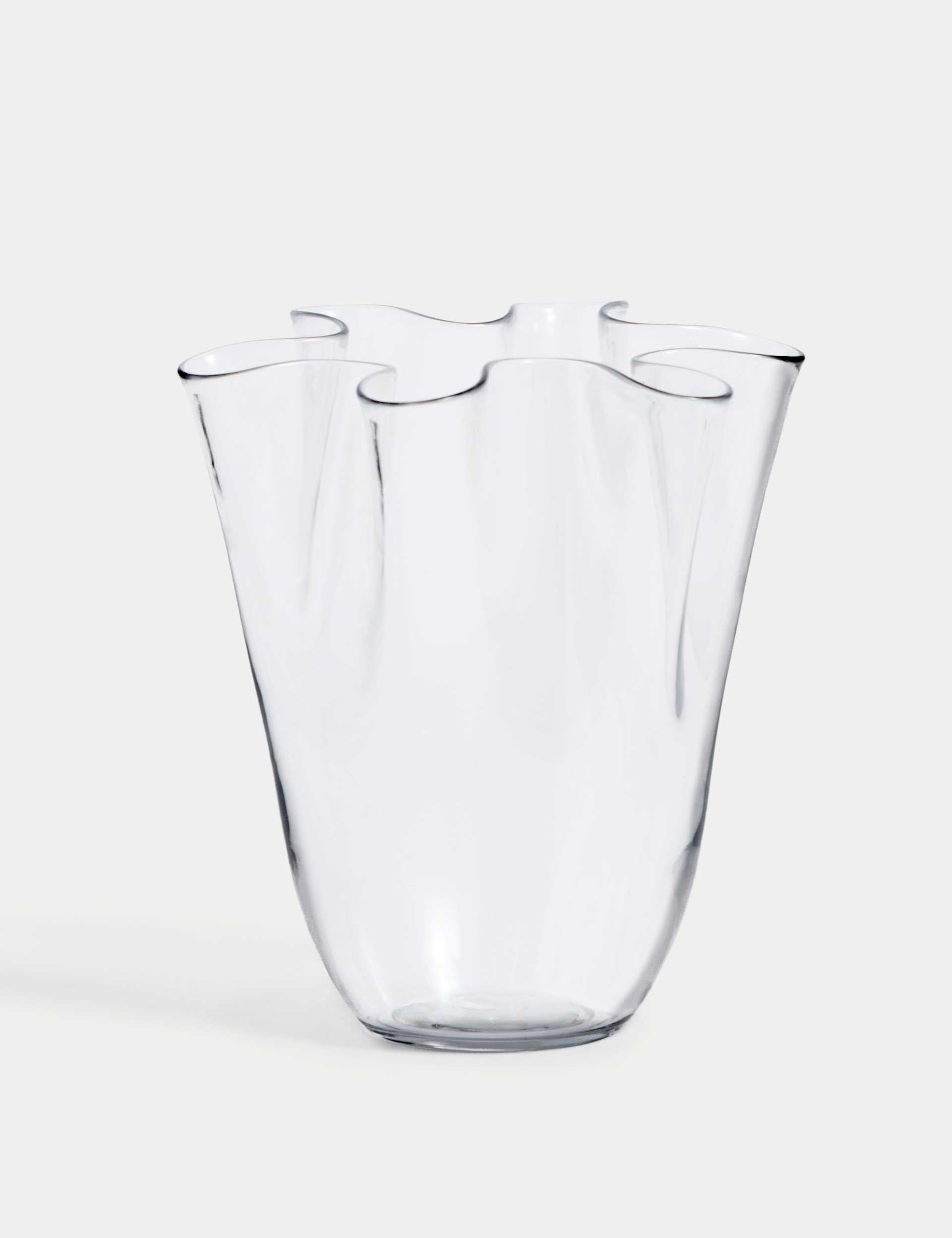 Glass handkerchief vase medium - British product