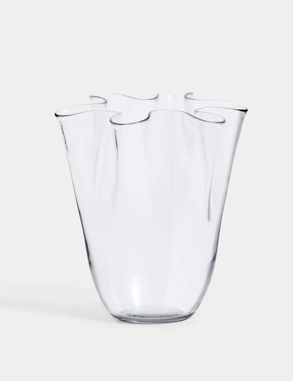 Glass handkerchief vase medium - British product