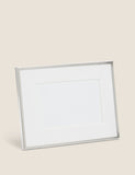 Elegant metal photo frame 4x6 inch - British product