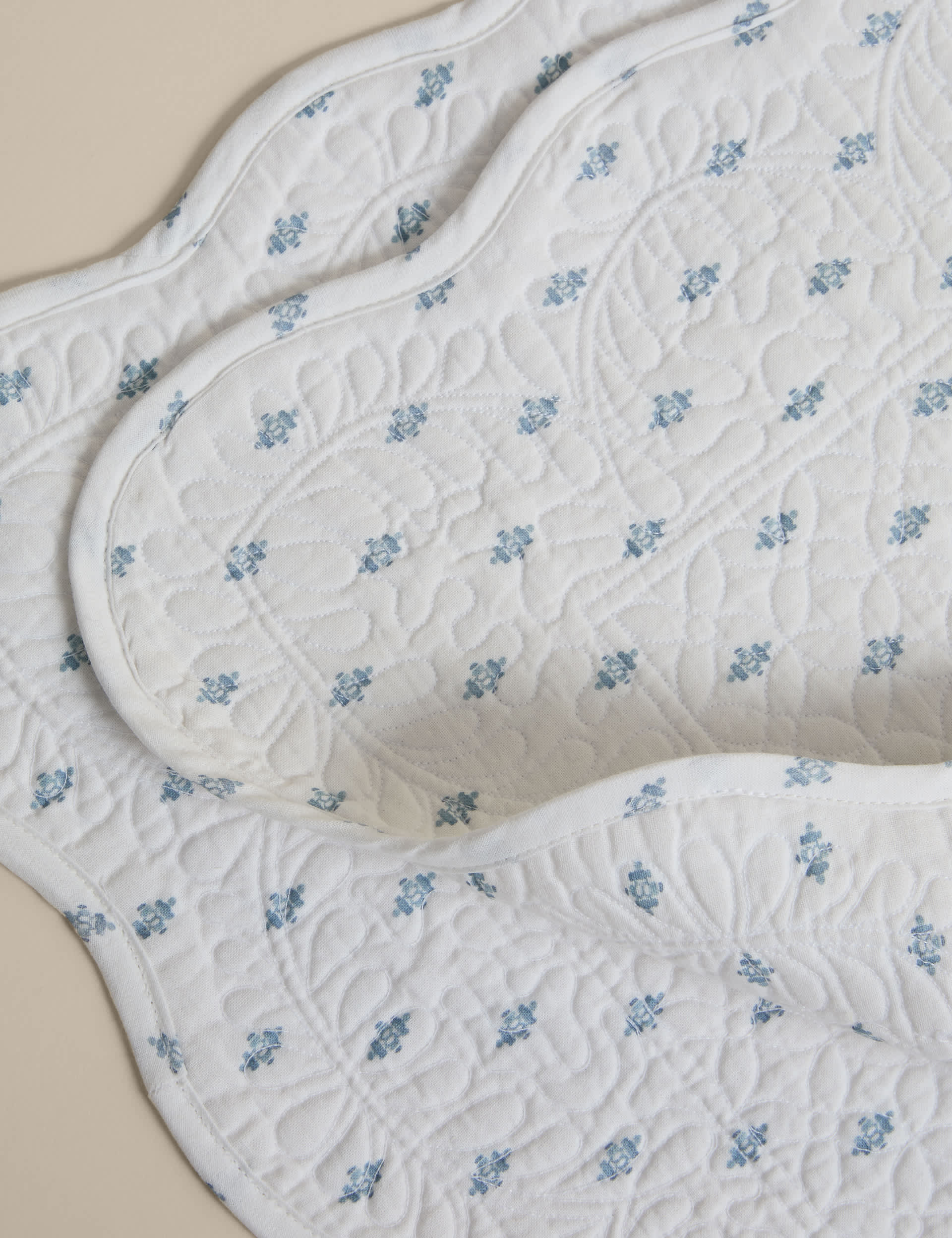 Pure cotton quilted coastal placemats set of 2 (British brand)