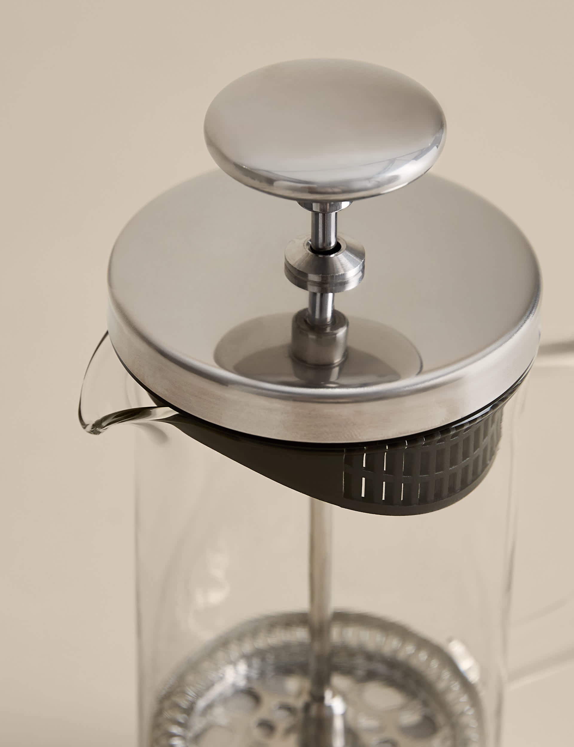 3 cup glass cafetiere with plunger, UK version