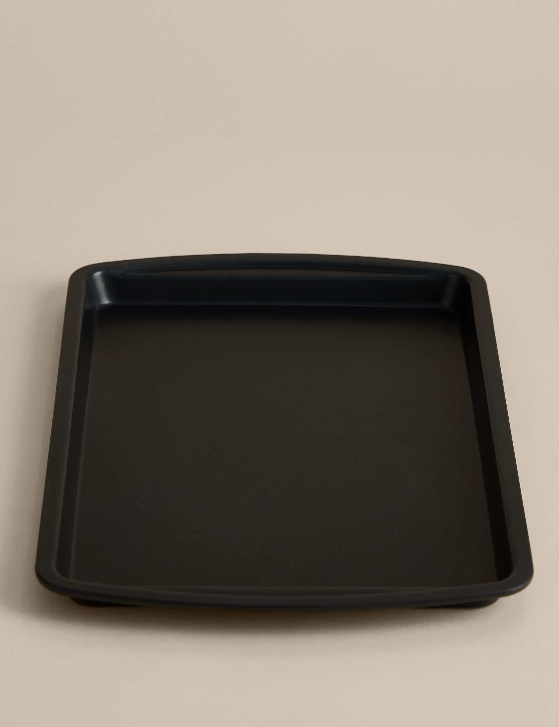 Baking tray aluminised steel 38cm, imported from the UK