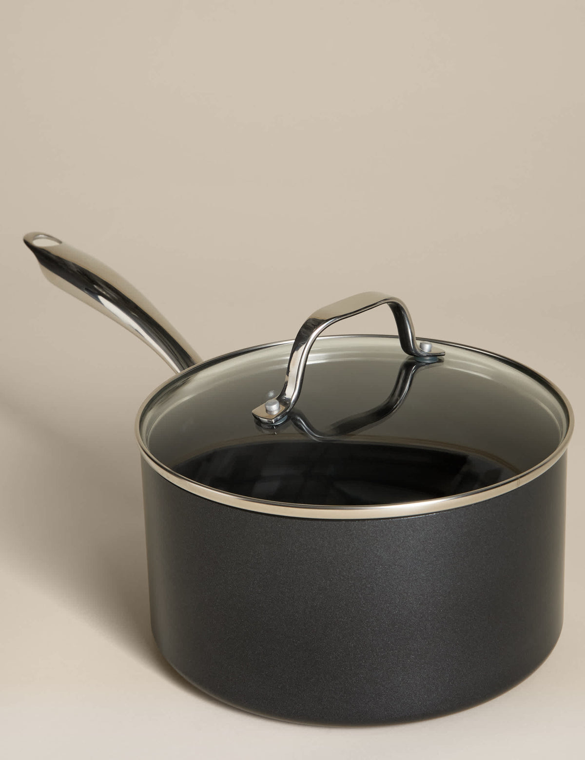 Non-Stick Pro 20cm non-stick saucepan, imported from the UK