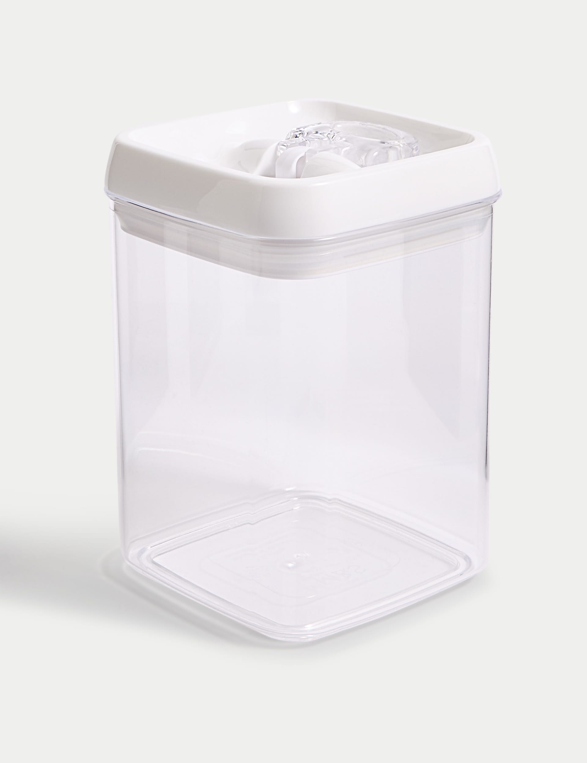 1.7L rectangular food storage container with flip-tight lid, UK version