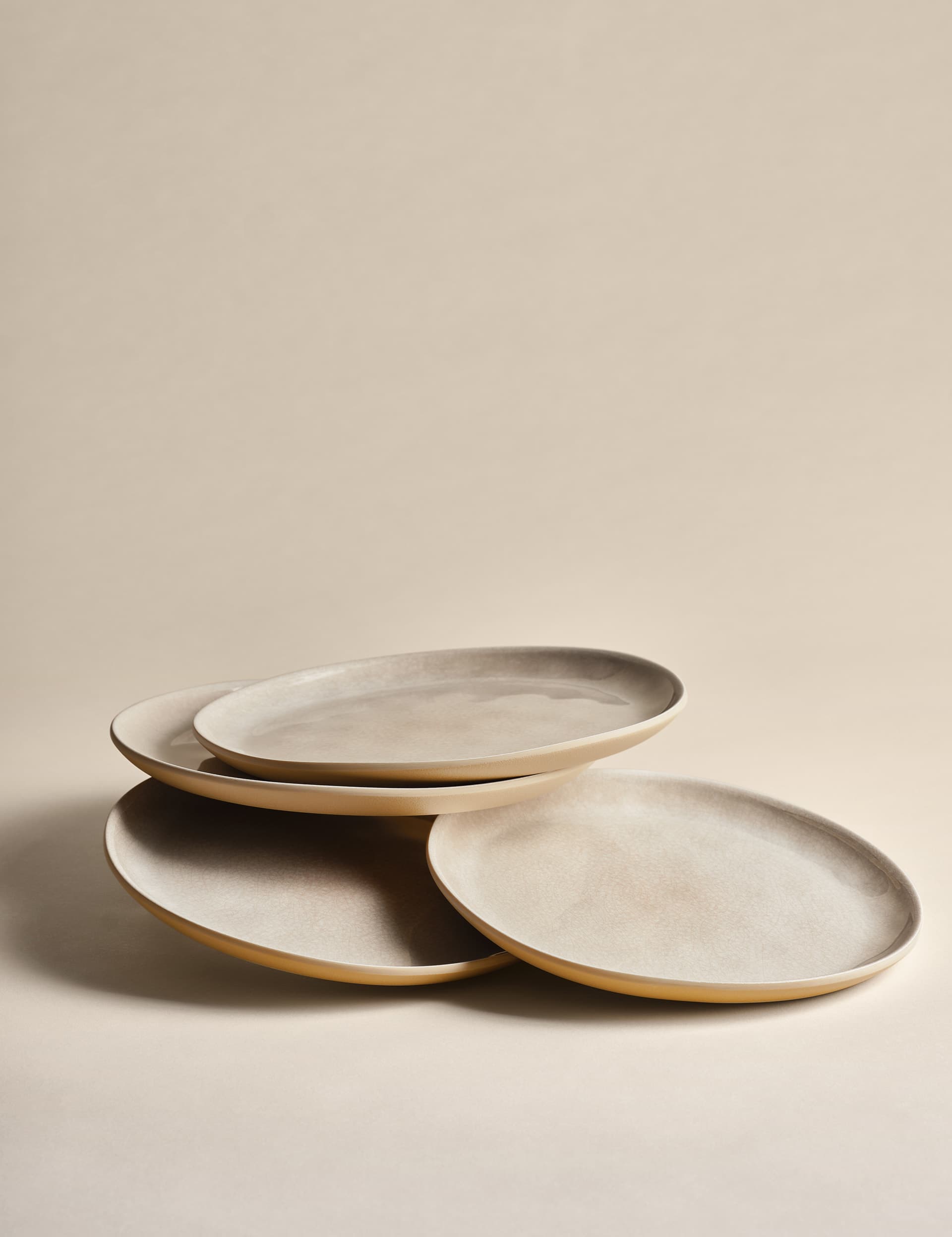 Set of 4 Linen Reactive picnic side plates (British brand)