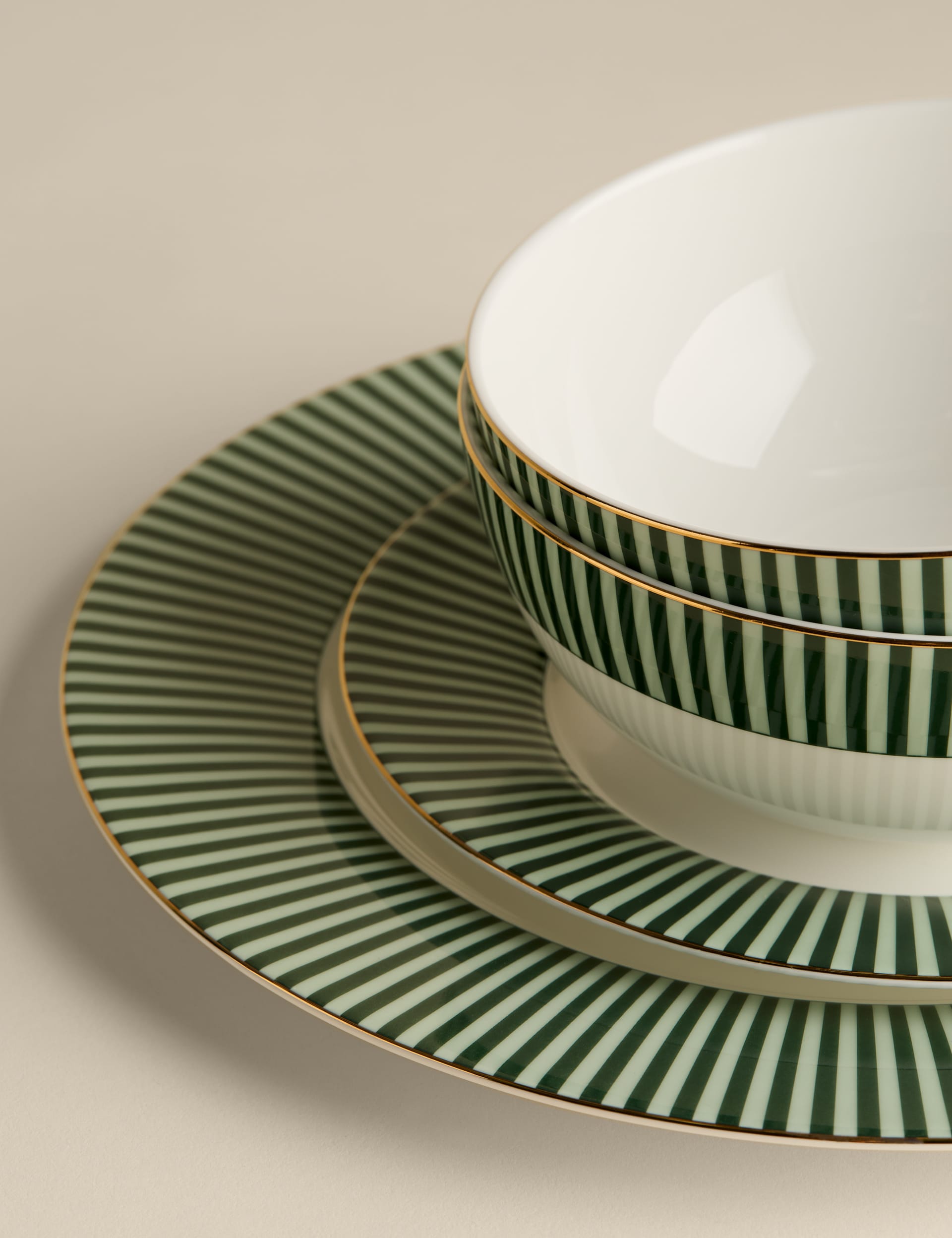 Hampton 12 piece bone china dinner set, UK version