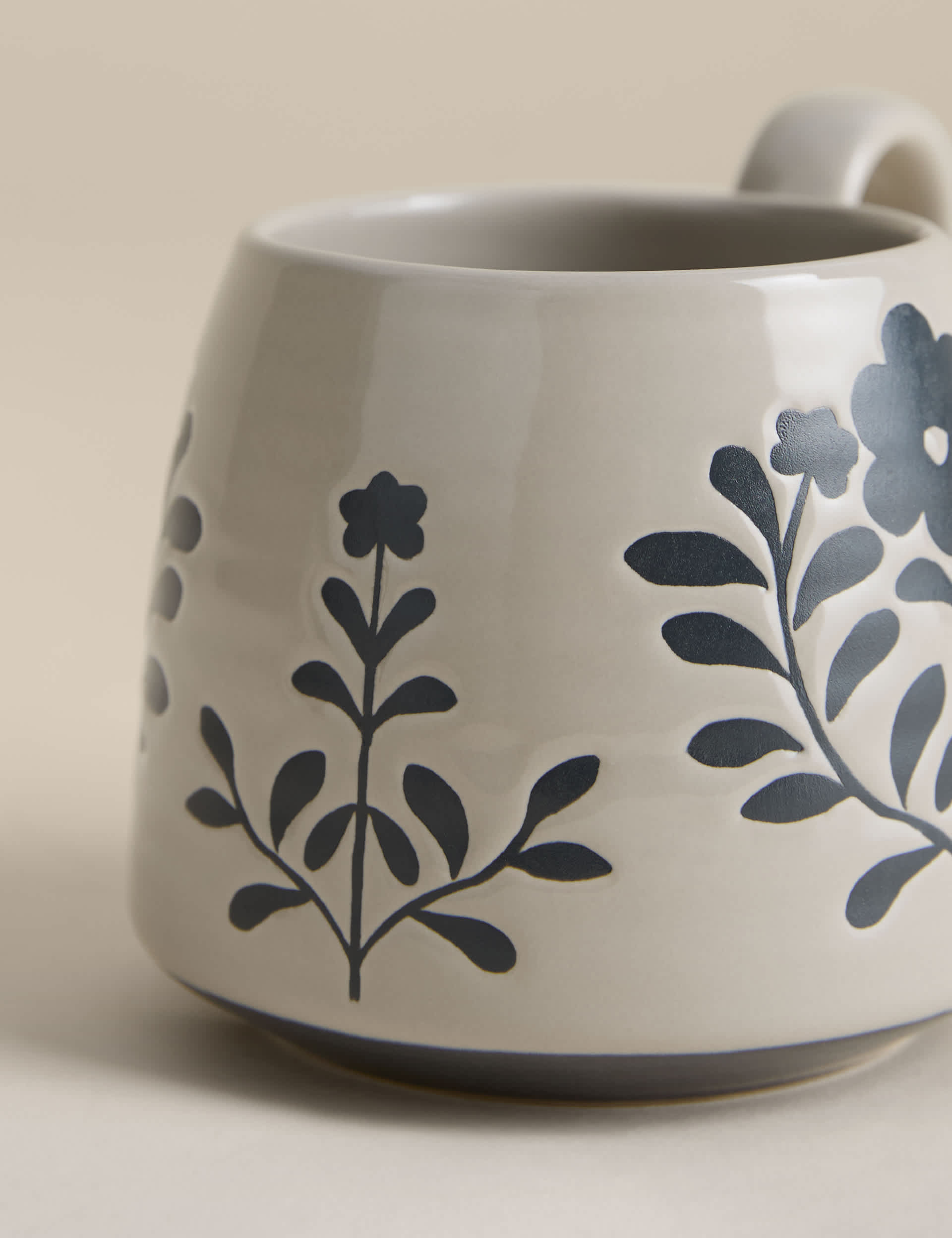 Floral Tapered Stoneware Mug - British product