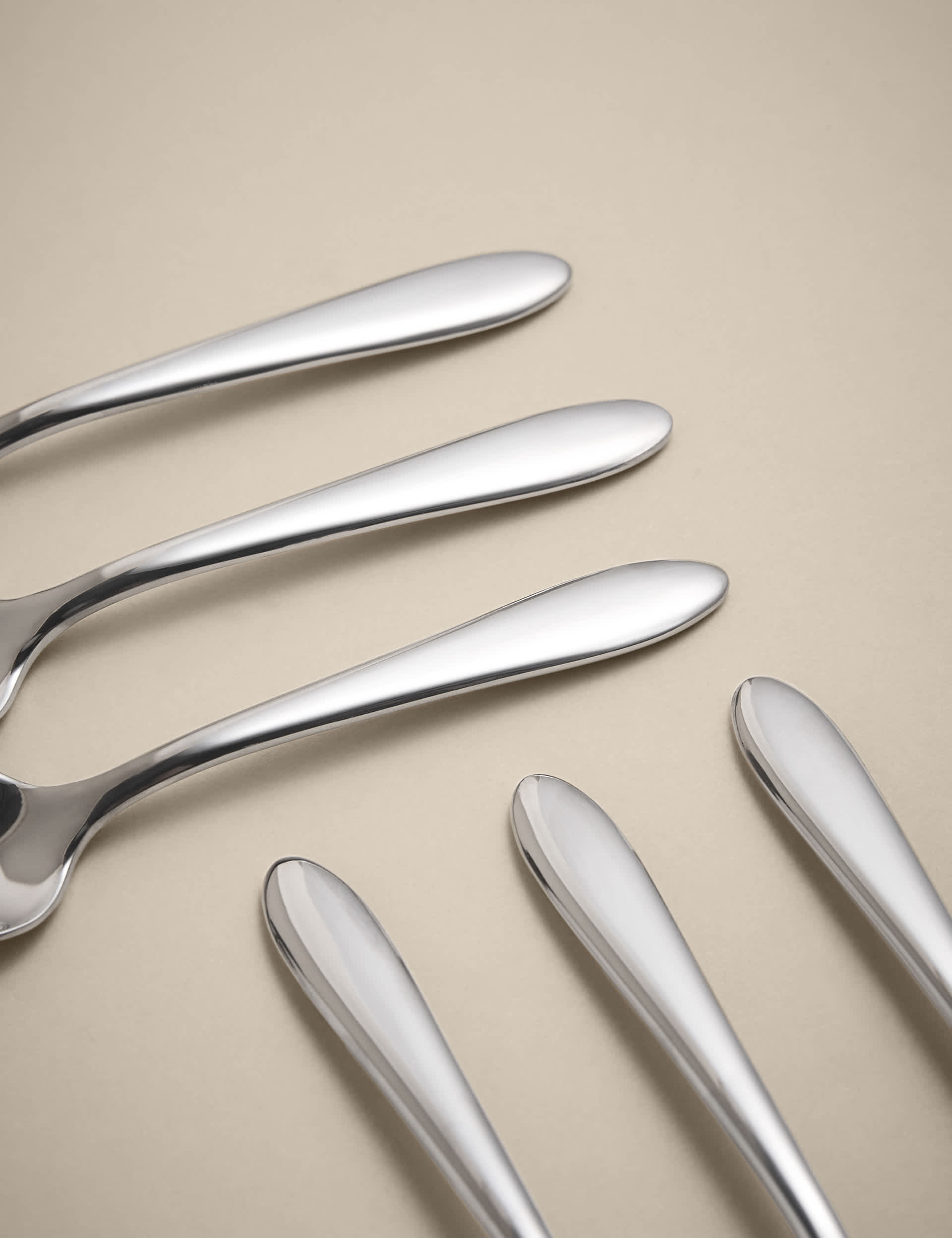 Maxim set of 6 stainless steel teaspoons, imported from the UK