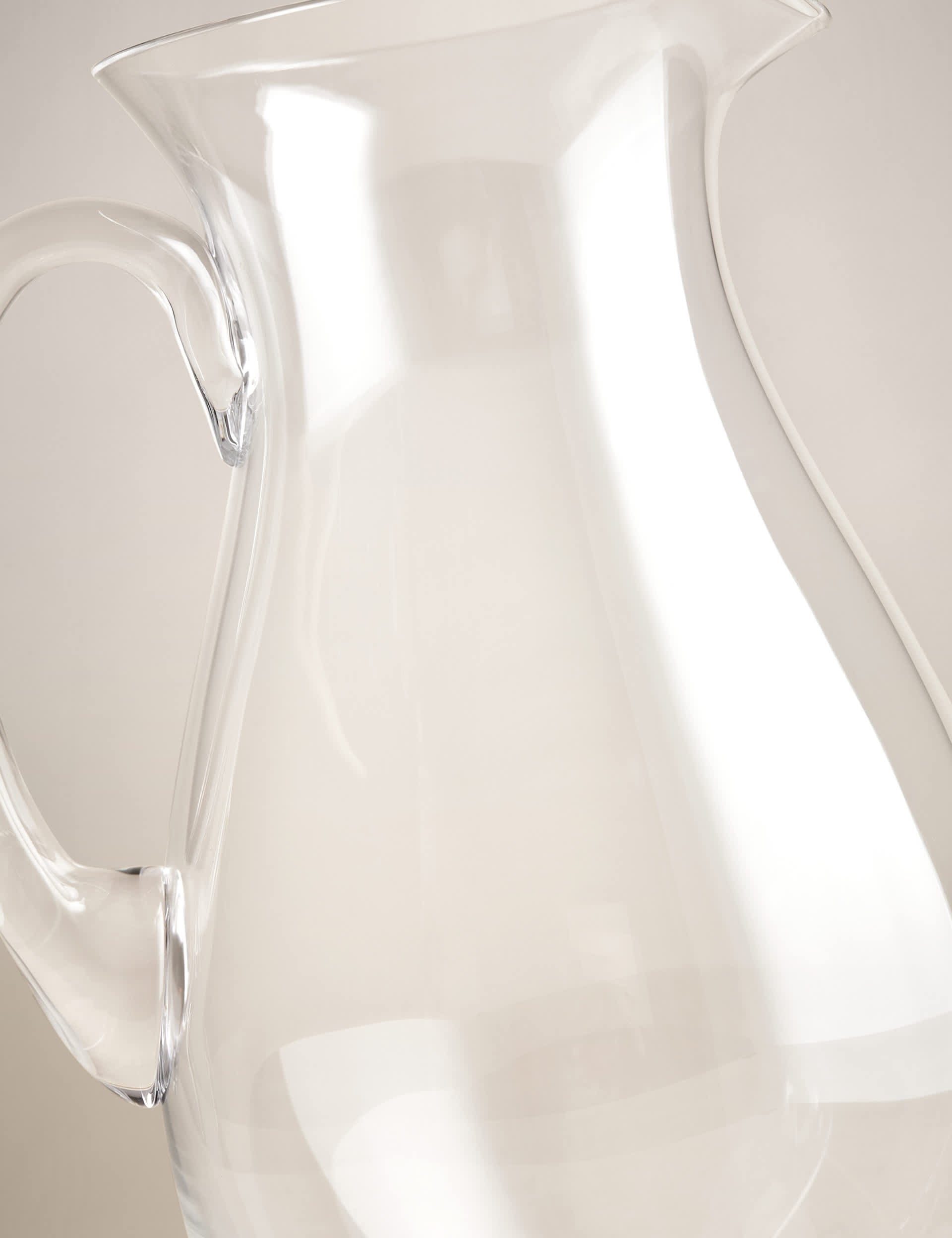 Maxim crystal jug 190cl capacity, imported from the UK