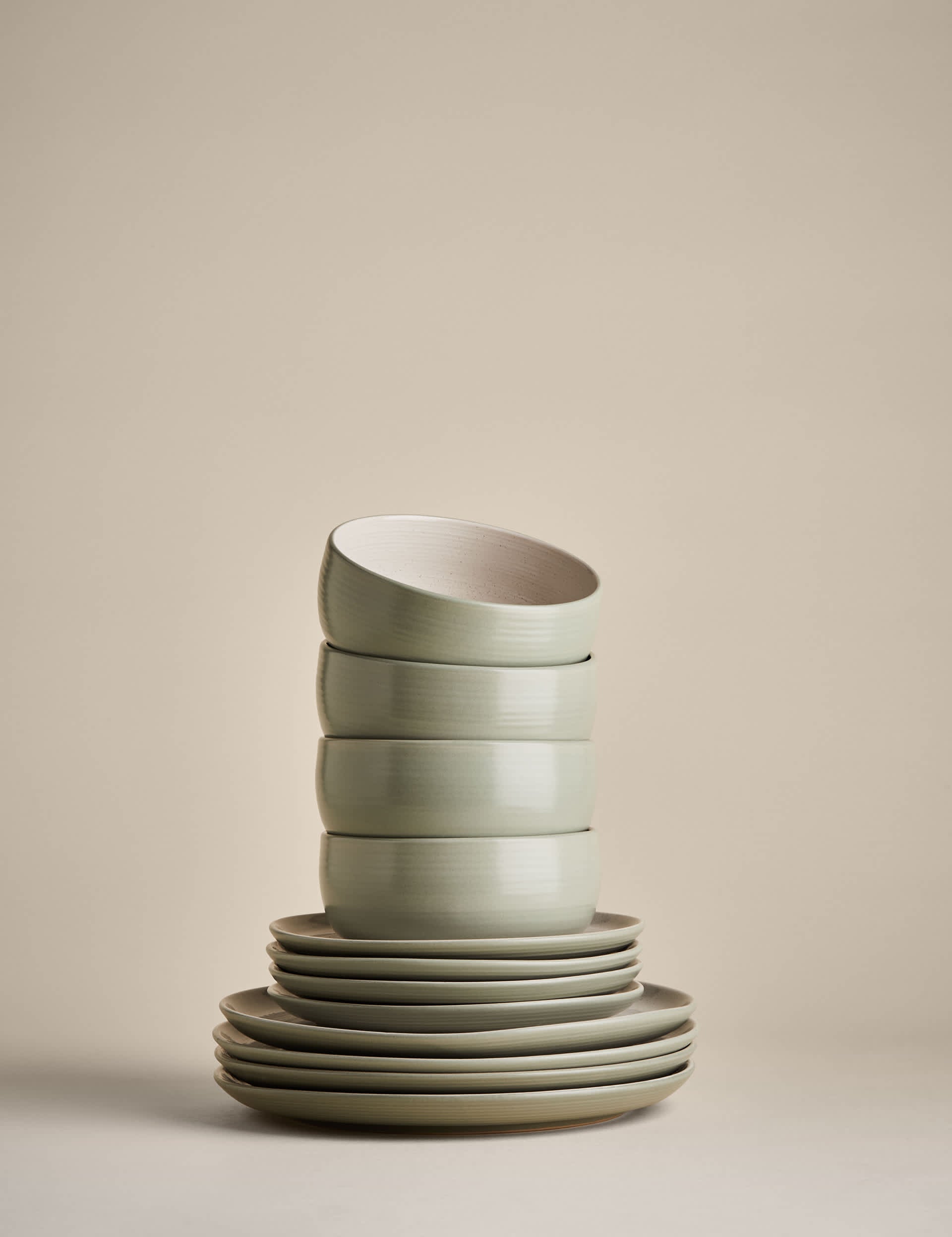 12 Piece Michigan Dinner Set