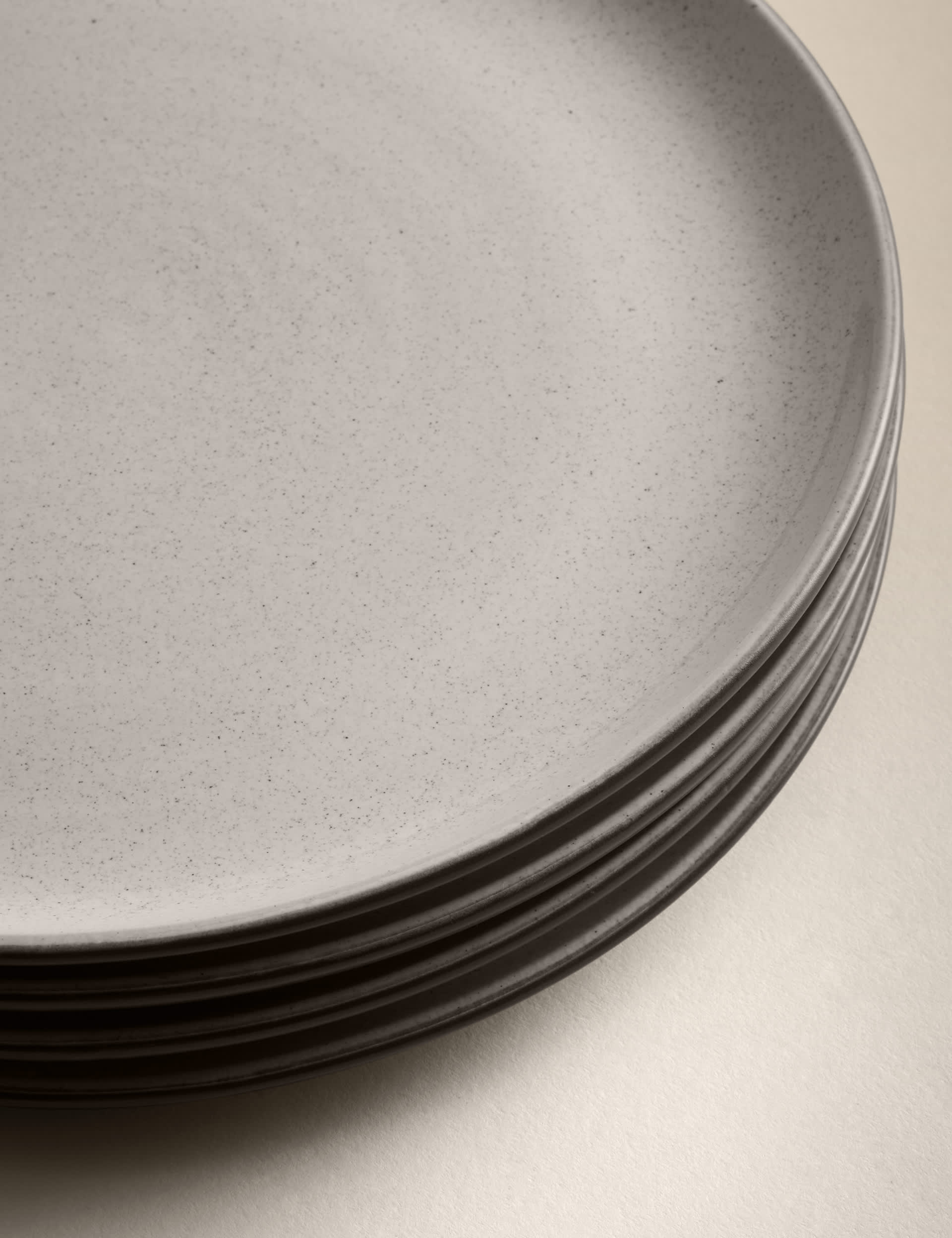 Set of 4 Michigan dinner plates stoneware, UK version