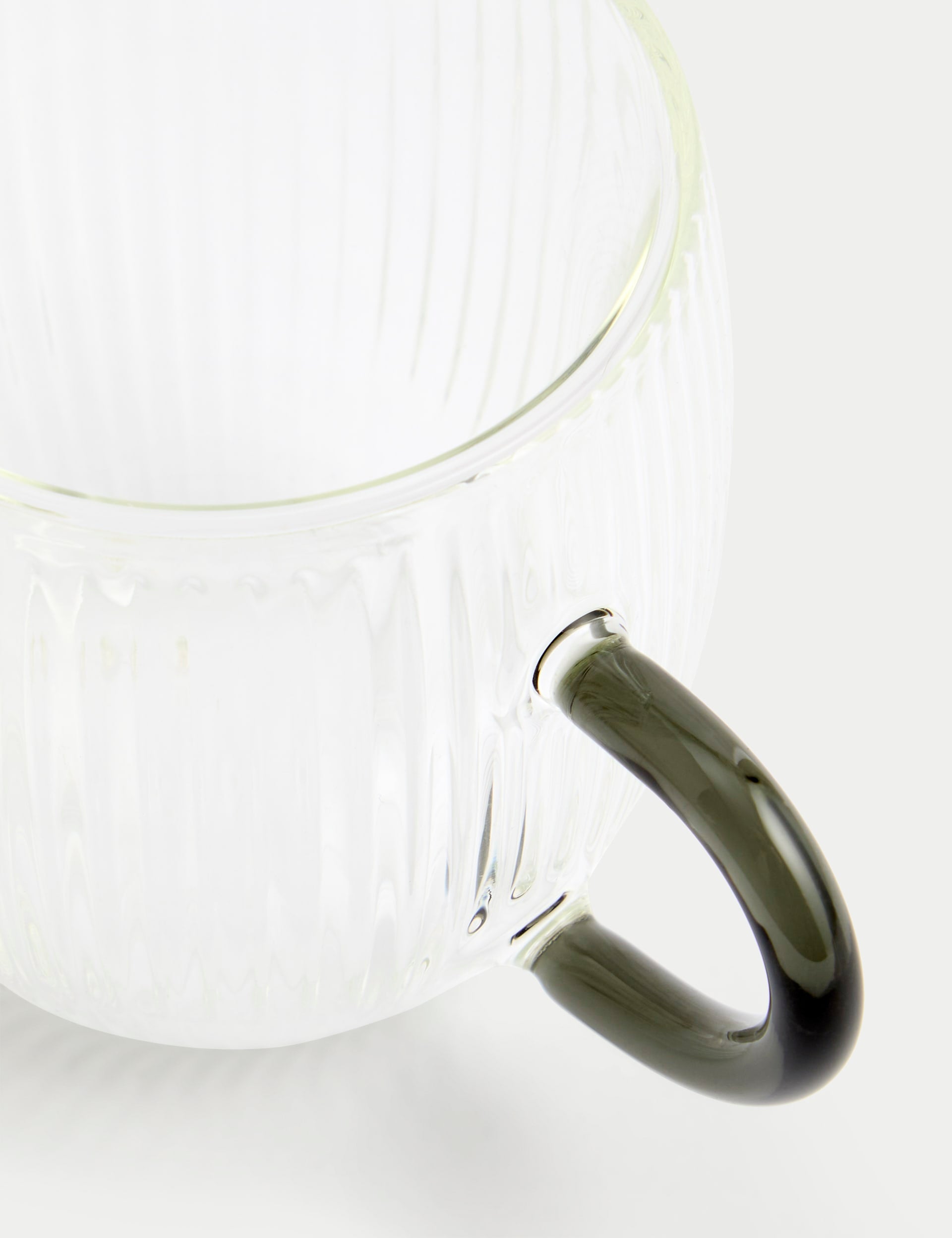 Set of 2 Ribbed Mugs