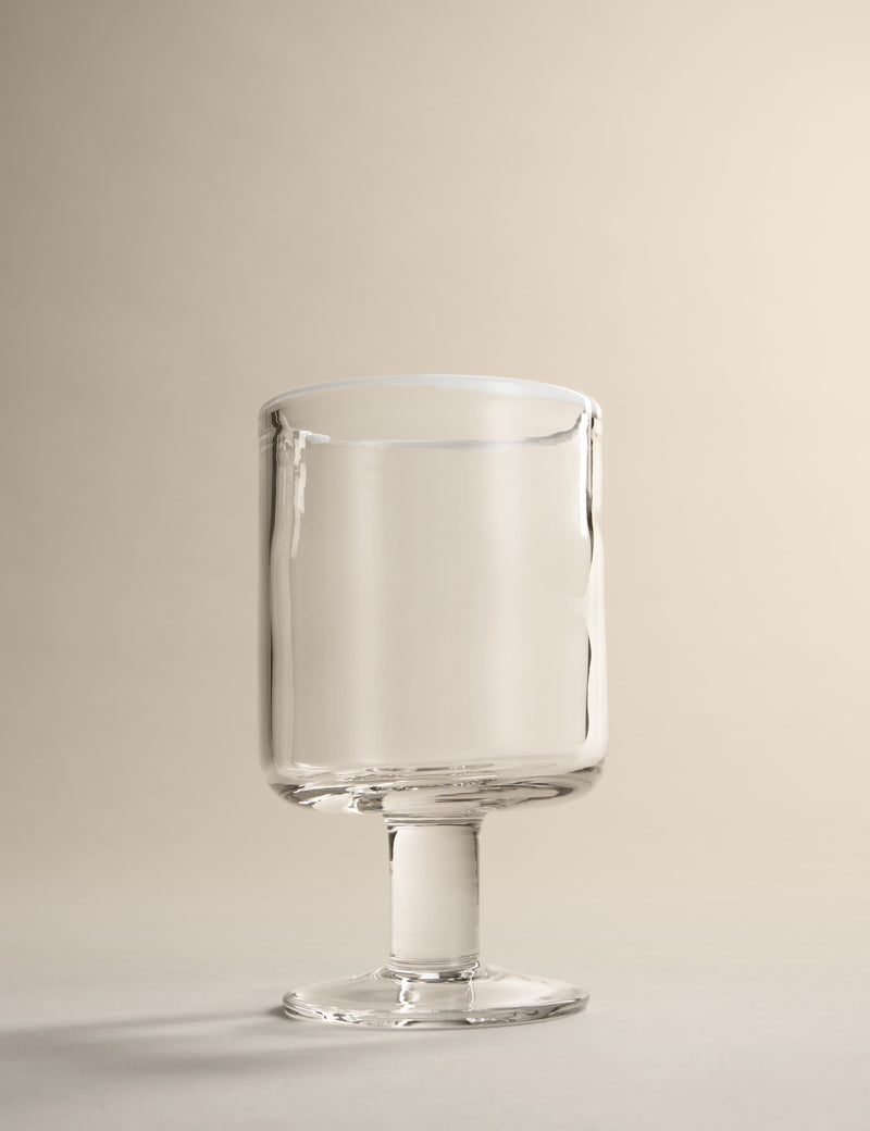 Set of 2 contrast rim wine glasses British product