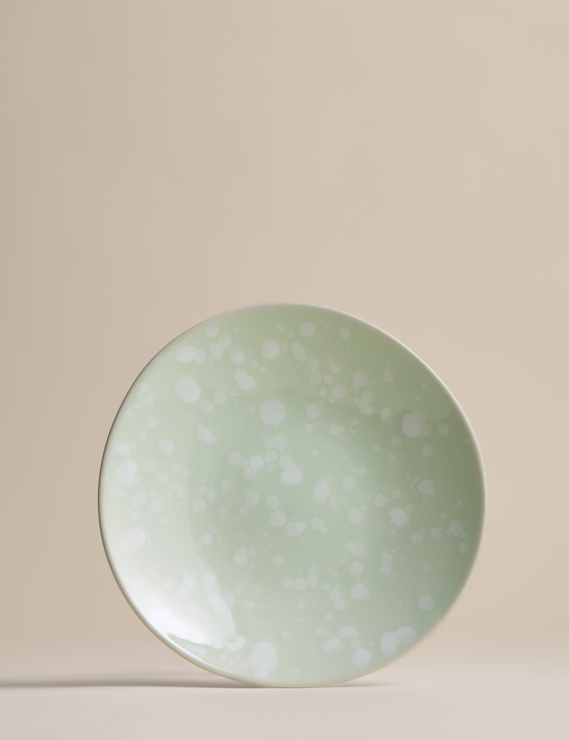 Set of 4 stoneware splatter side plates, 20cm each (British brand)