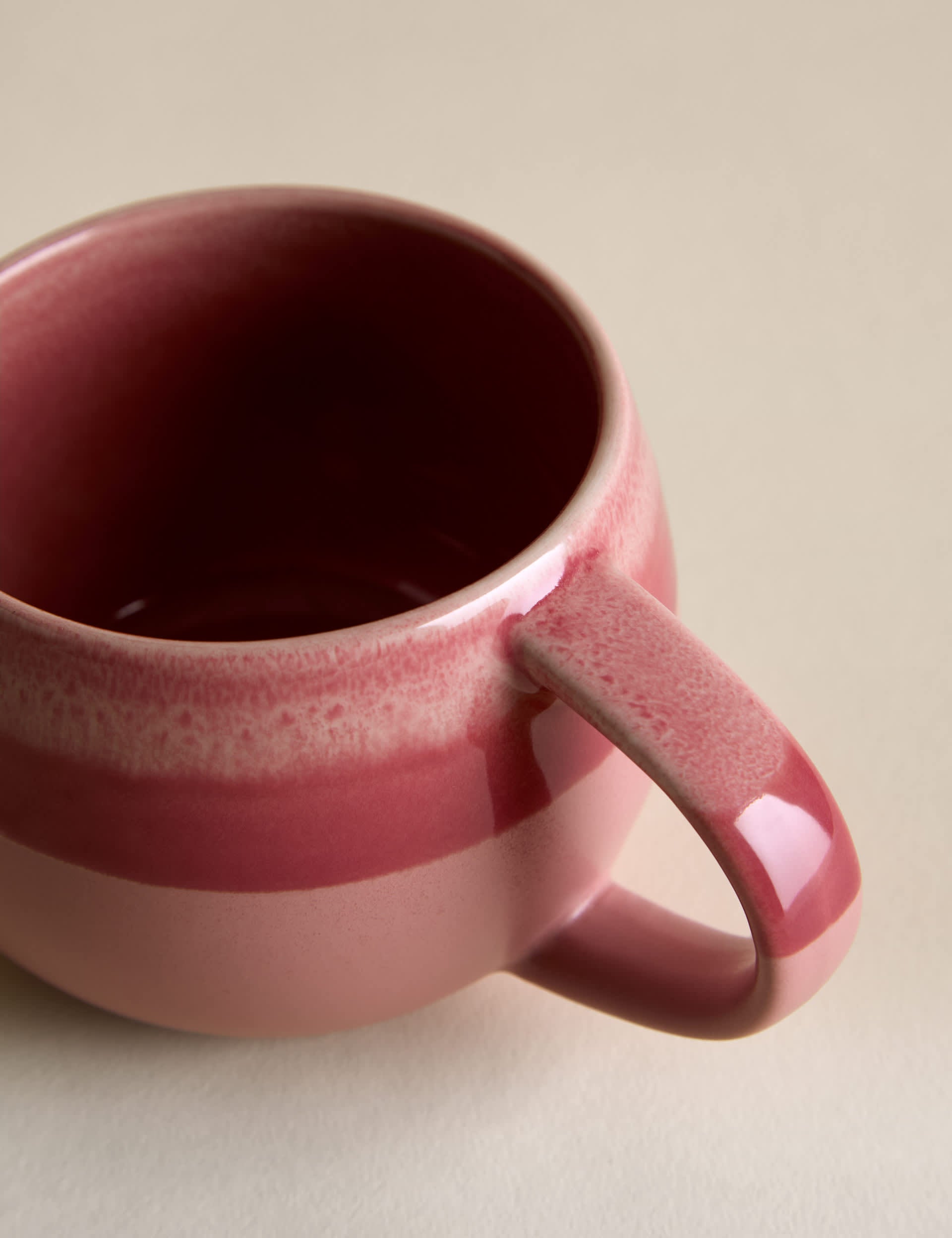 Reactive Glaze Hug Mug