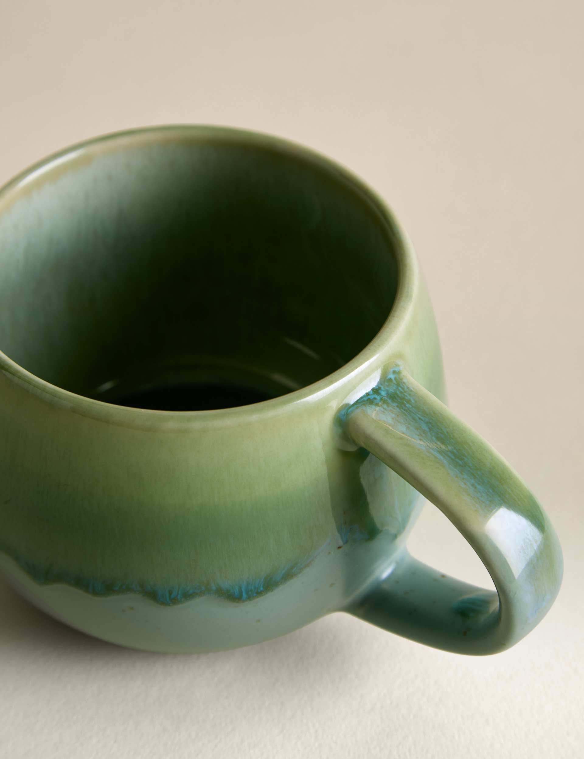 Reactive Glaze Hug Mug
