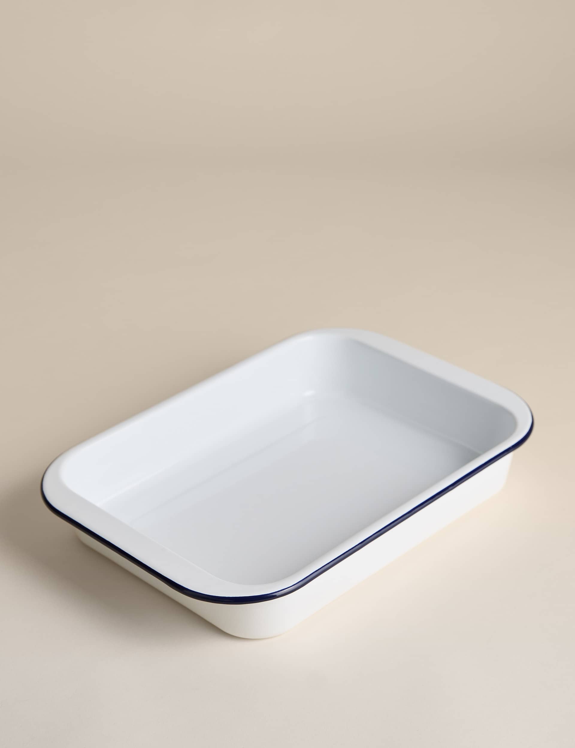 Enamel 35cm Roaster - British product