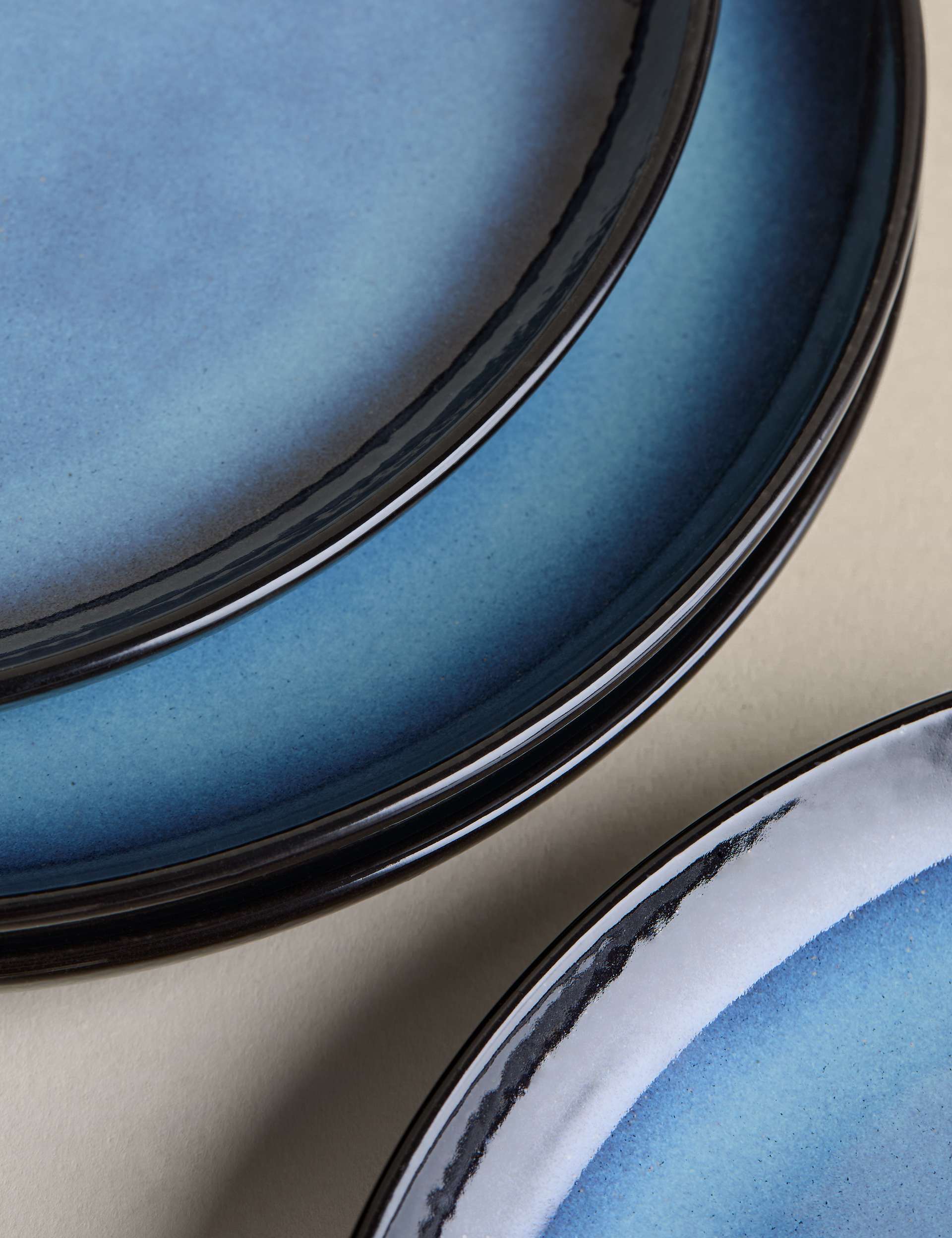 Amberley reactive side plates set of 4 (British brand)