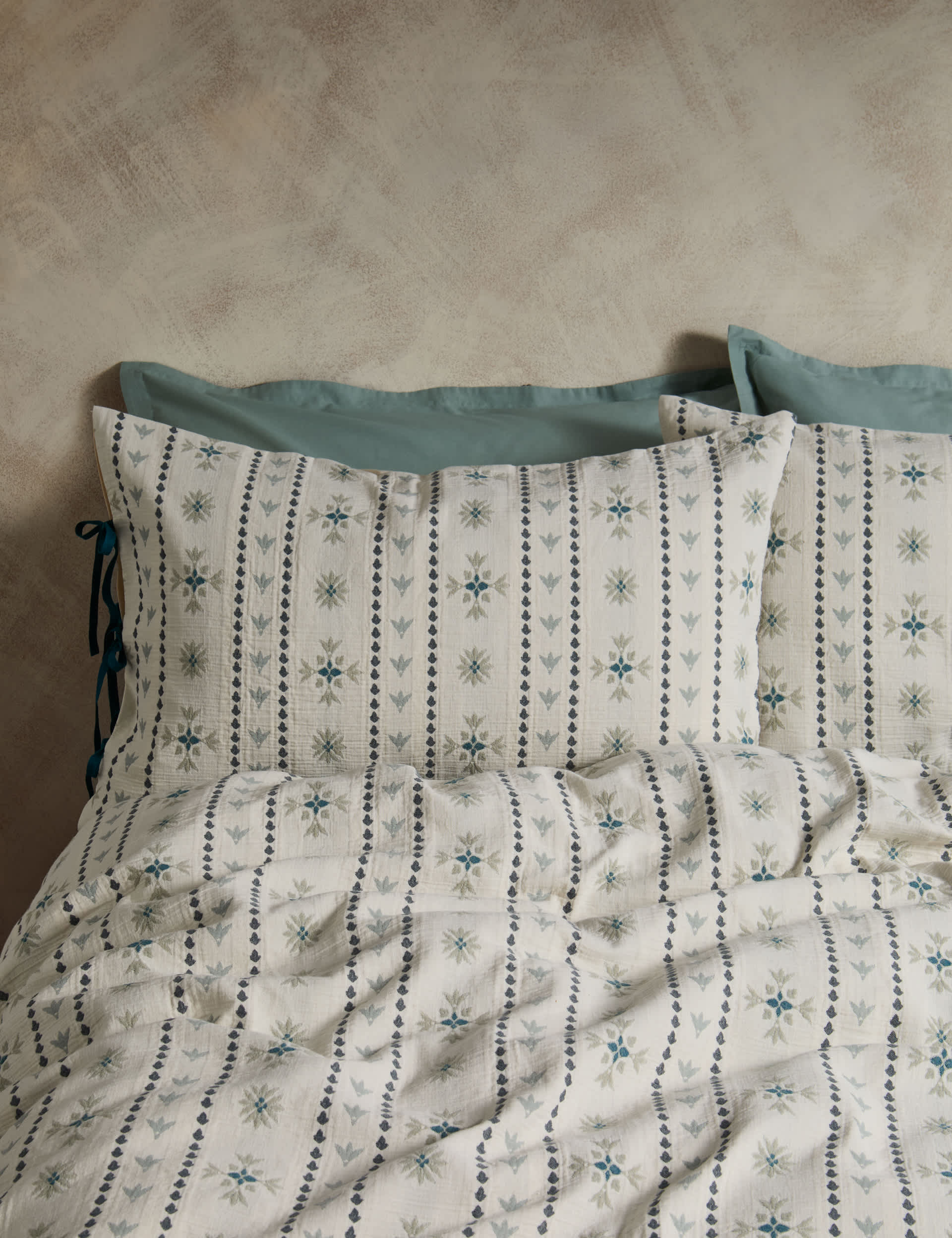Pure Cotton Gauze Tile Jacquard Bedding Set