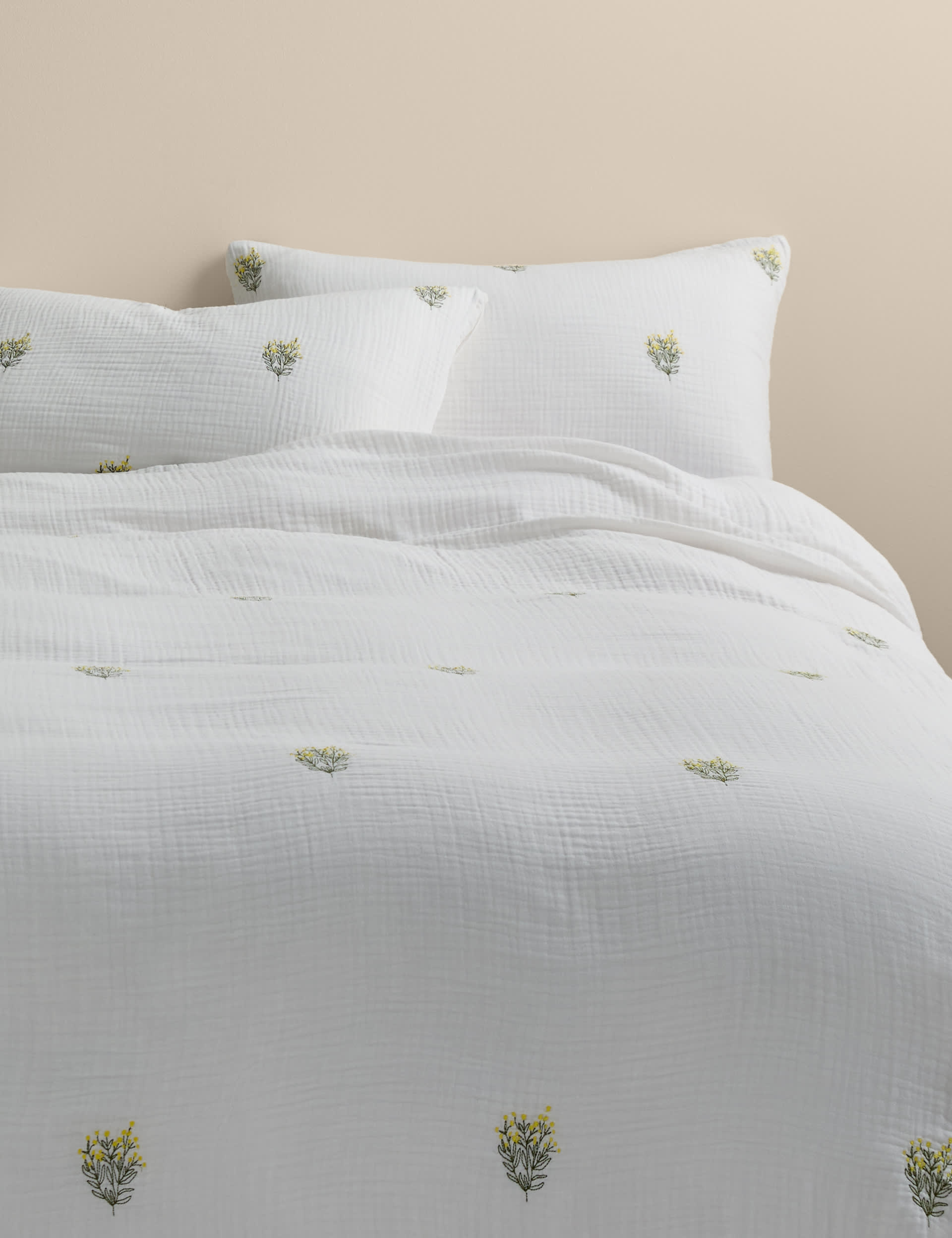 Muslin floral sprig bedding set, pure cotton - British product