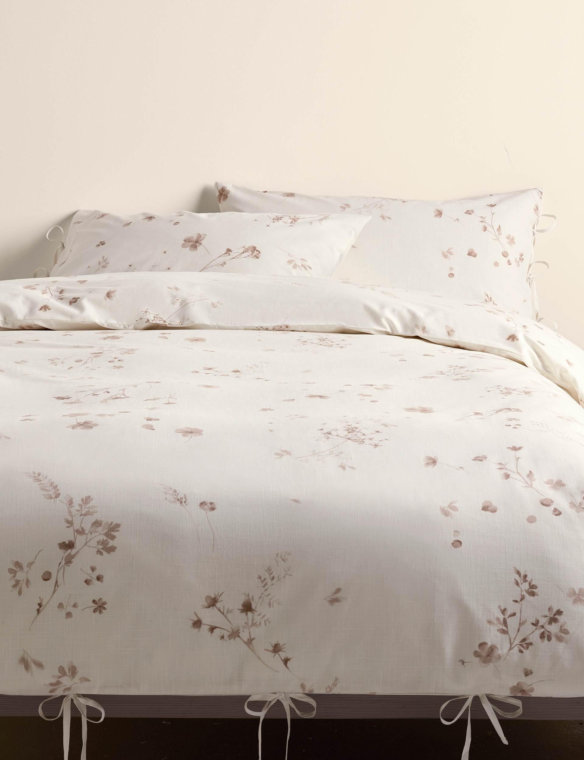Pressed floral print pure cotton bedding set, UK version