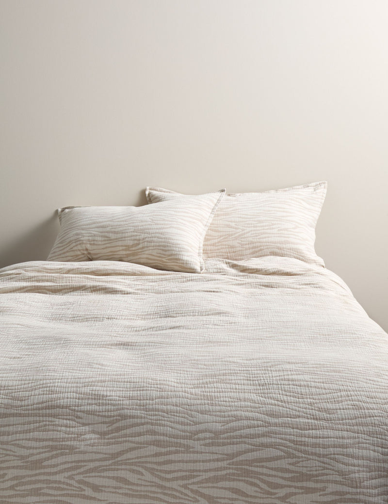 Zebra jacquard pure cotton bedding set with StayNew technology (British brand)