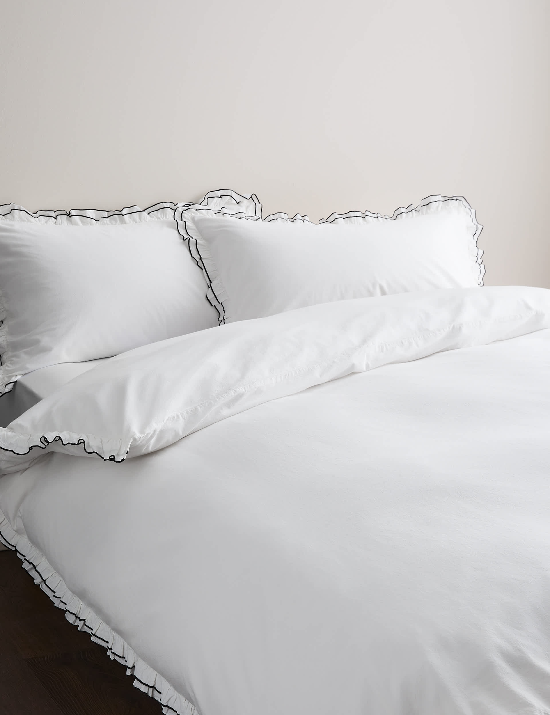 Pure cotton contrast double ruffle bedding set, UK version