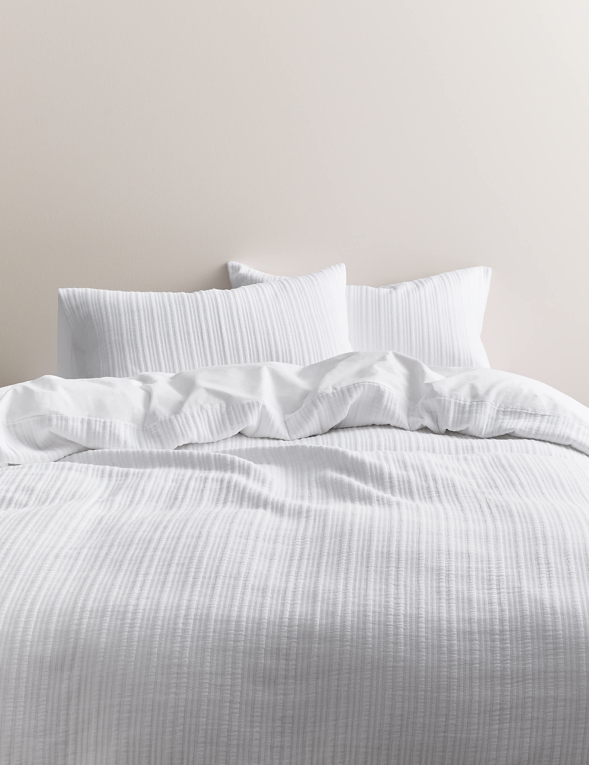 Pure cotton ribbed bedding set with duvet and pillowcases, UK version