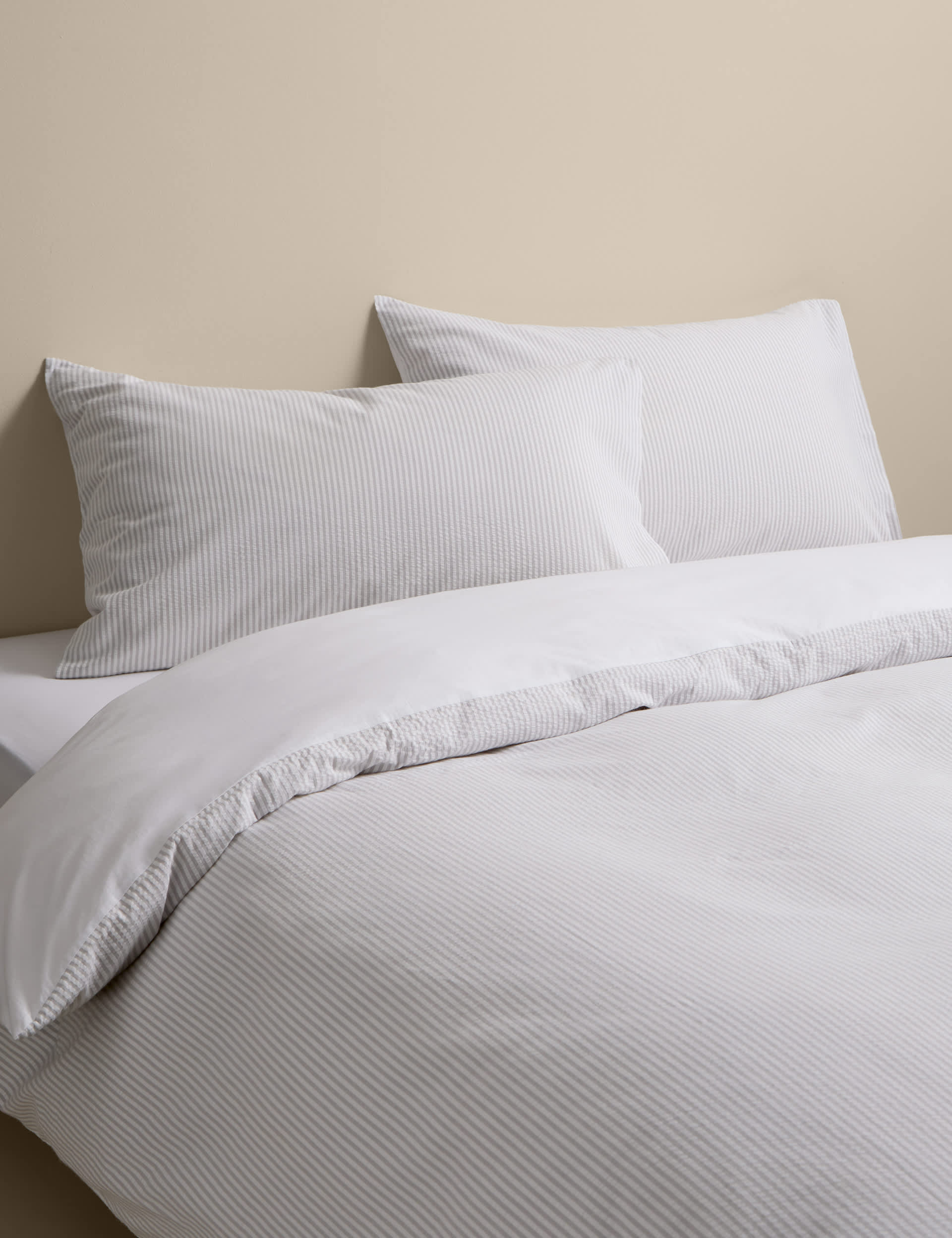 Pure cotton striped seersucker bedding set, UK version
