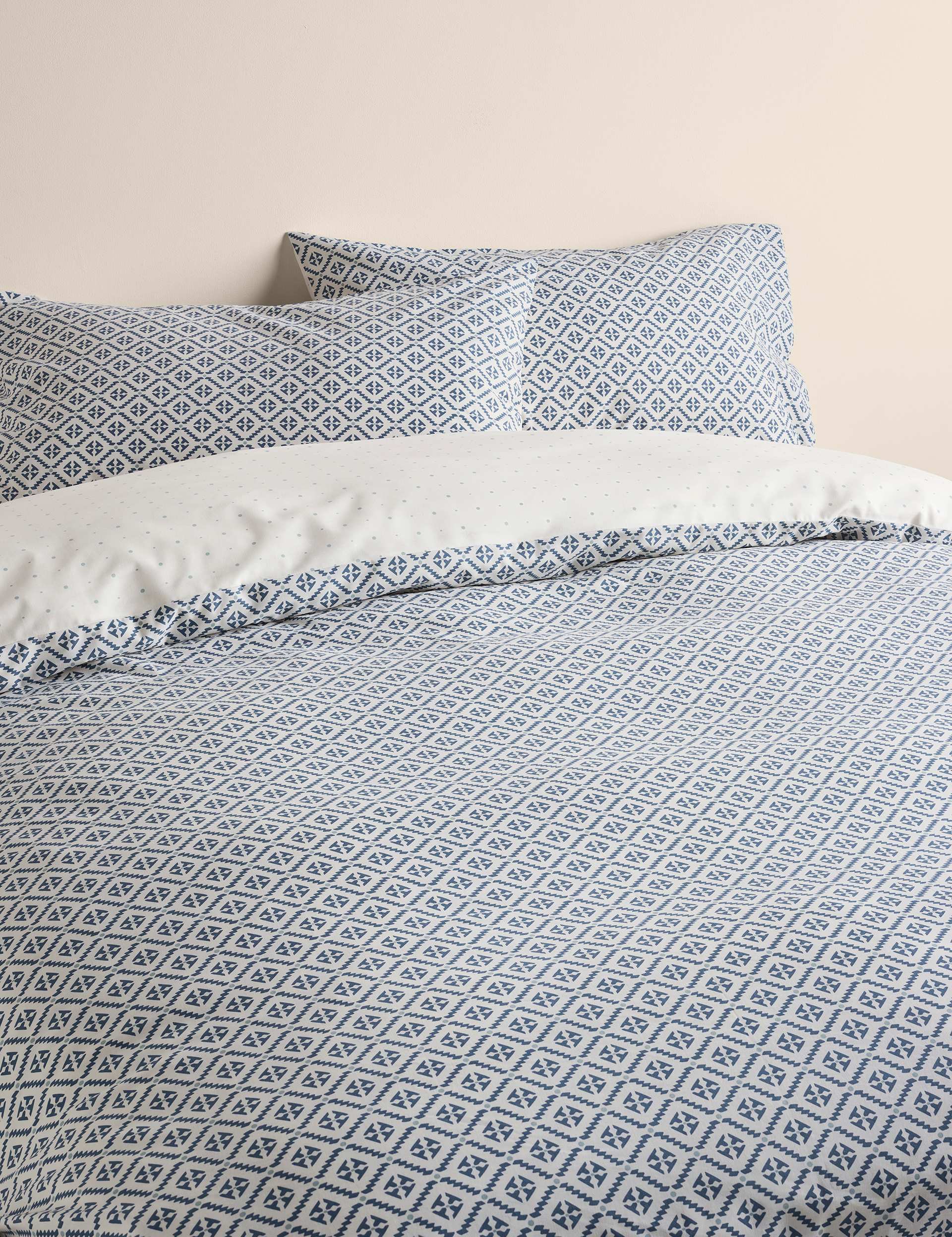 Cotton Blend Geometric Tile Bedding Set