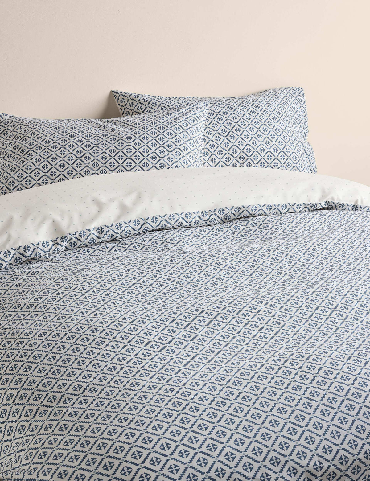 Cotton Blend Geometric Tile Bedding Set