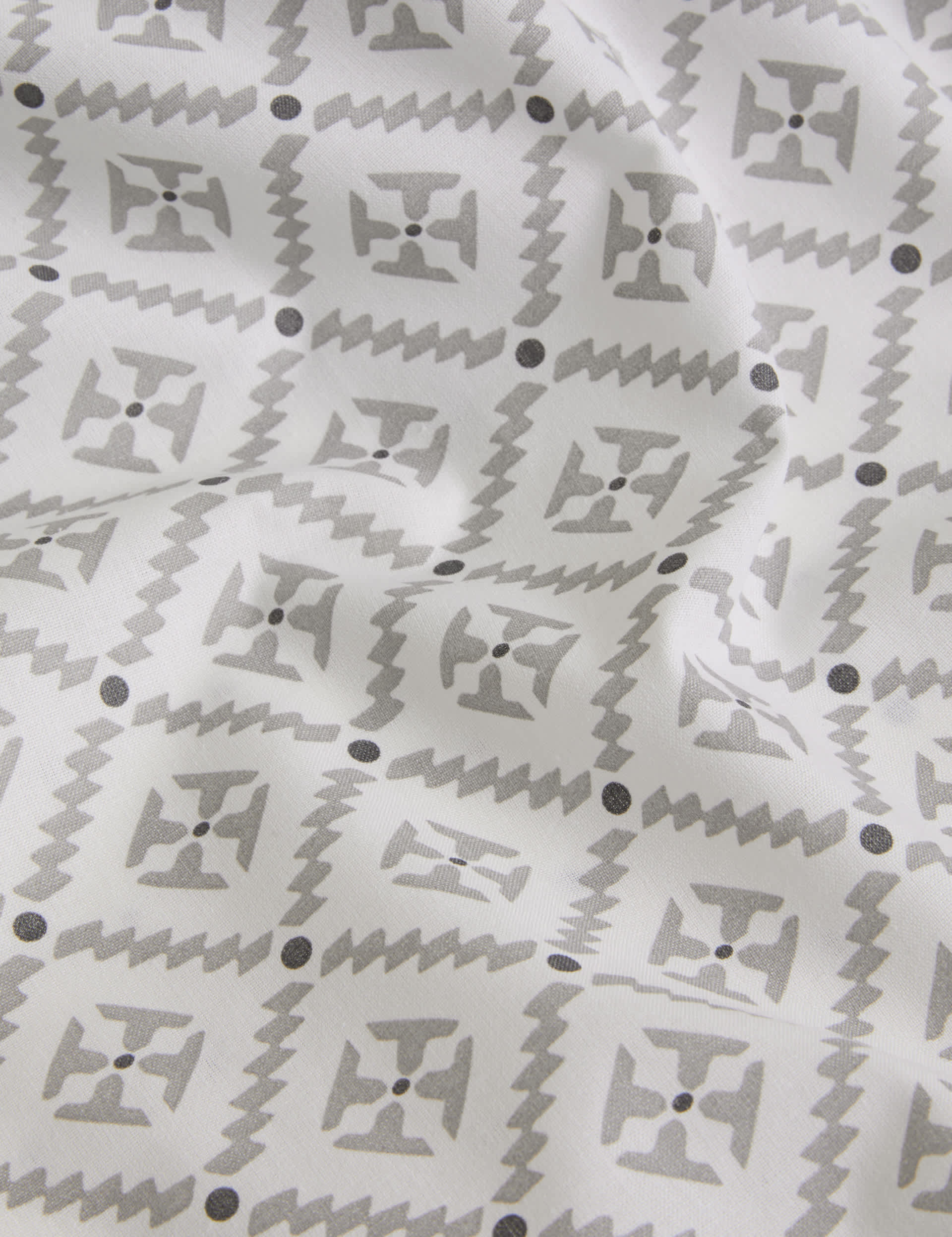 Cotton blend geometric tile bedding set, UK version