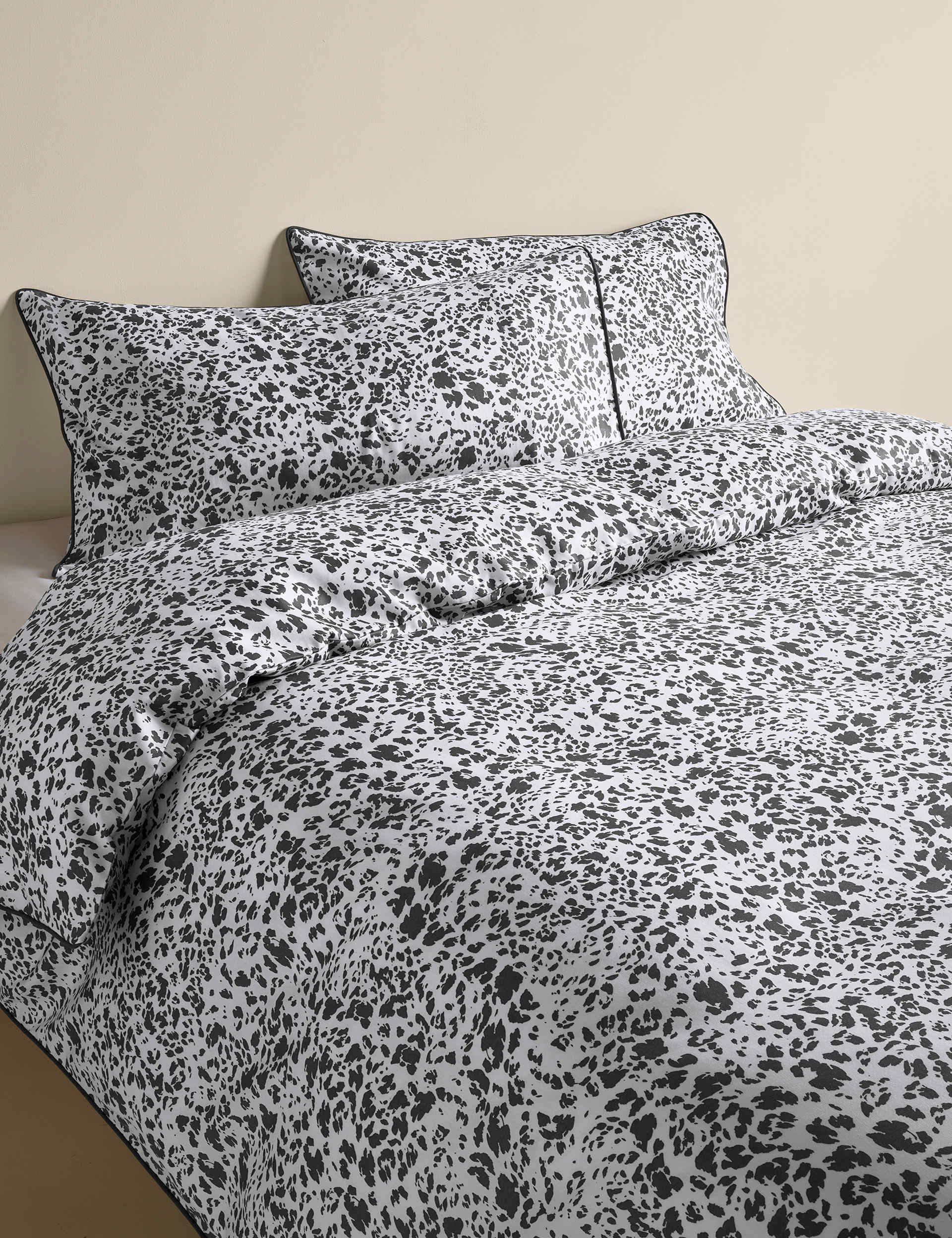 Pure cotton animal print bedding set, UK version