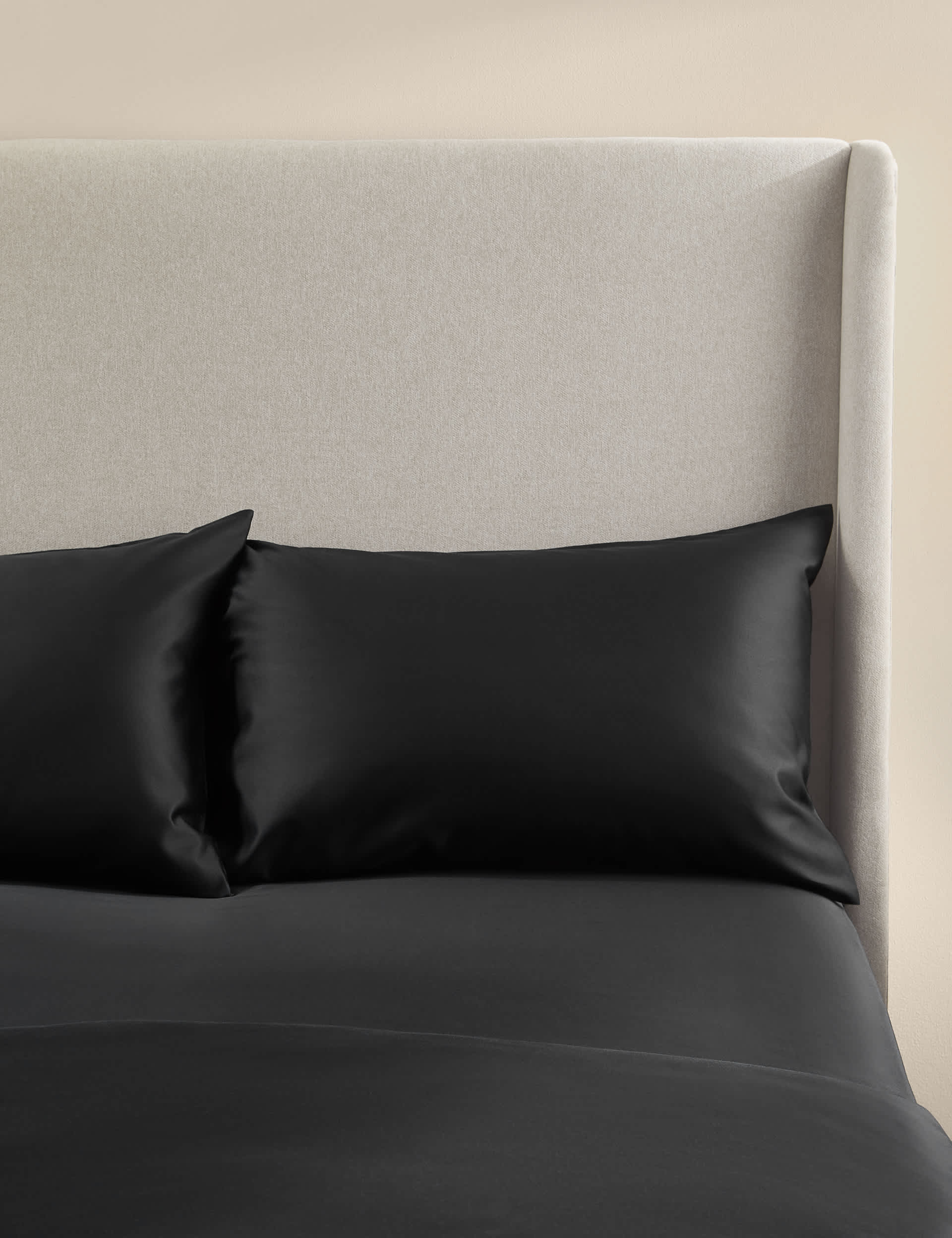 M&S 500 thread count cotton sateen pillowcases 2 pack, imported from the UK